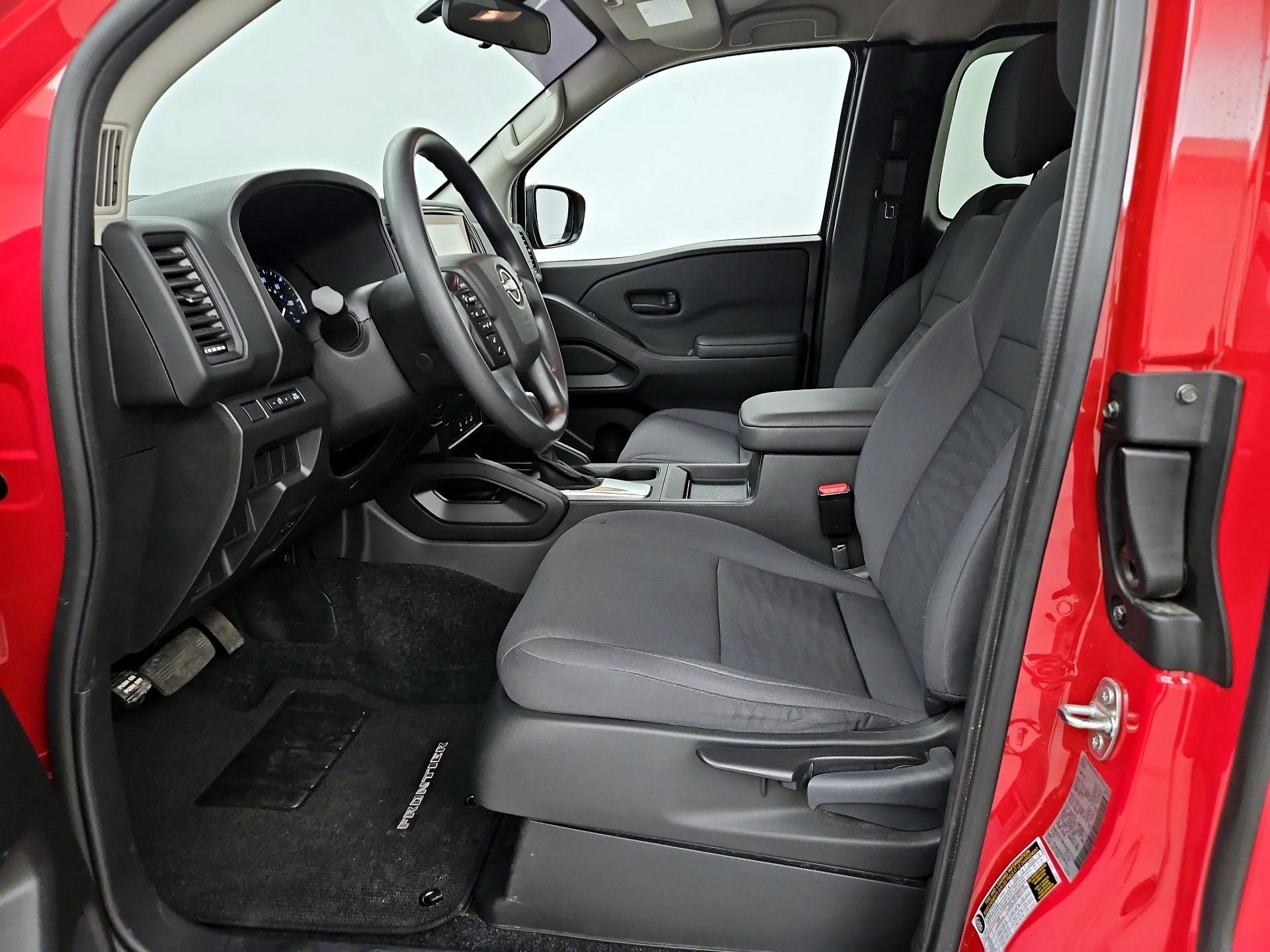 Thumbnail: 2024 Nissan Frontier - 11