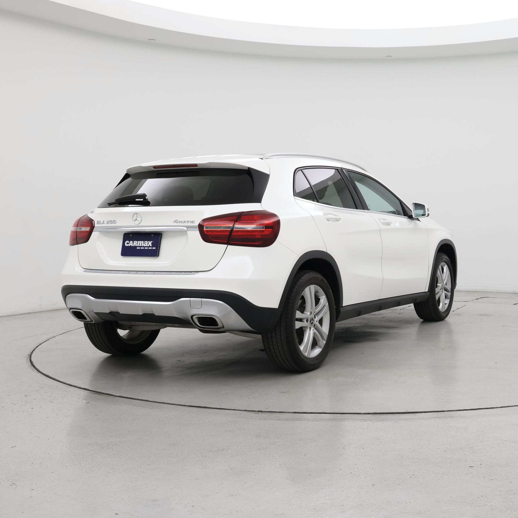 Thumbnail: 2020 Mercedes-Benz GLA - 8