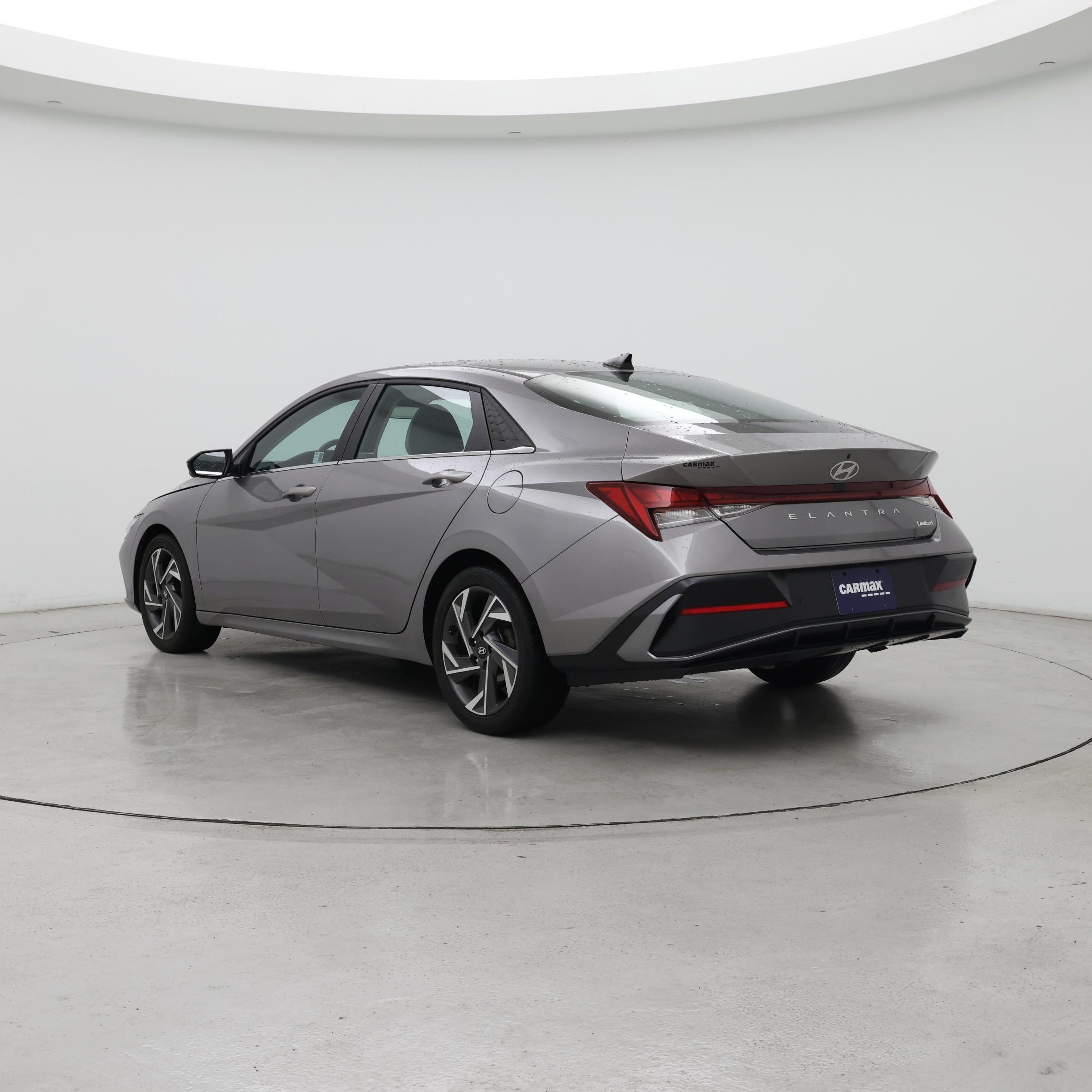 Thumbnail: 2024 Hyundai Elantra - 2