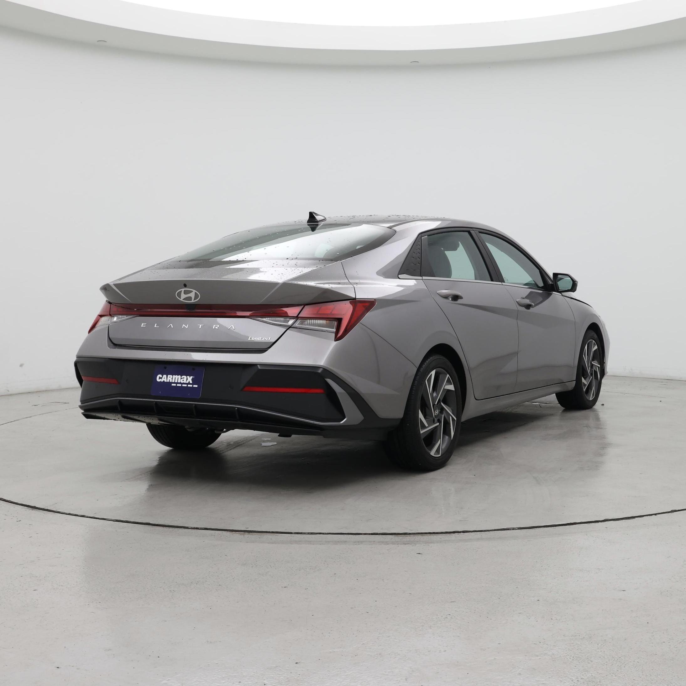 Thumbnail: 2024 Hyundai Elantra - 8