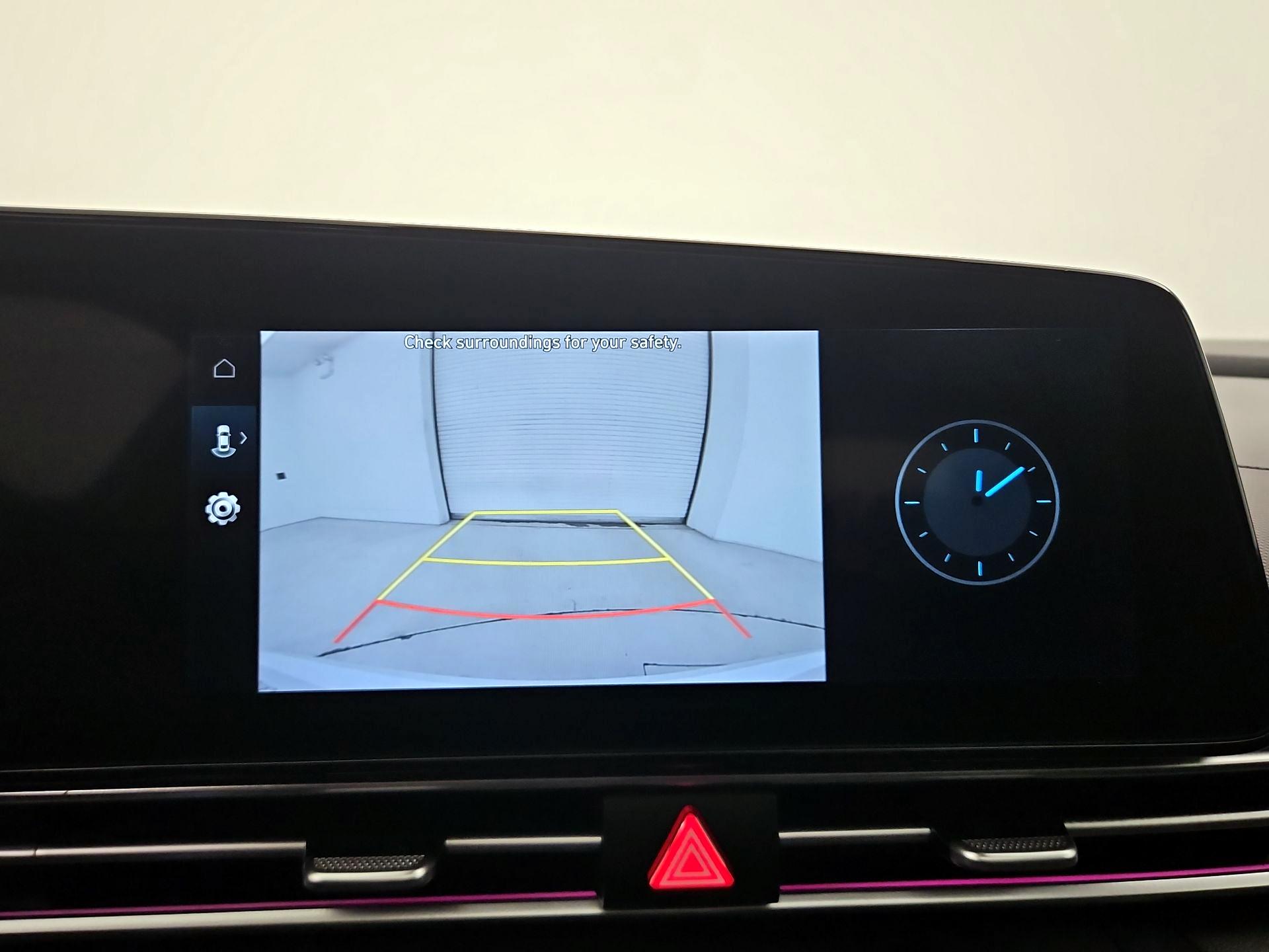 Thumbnail: 2024 Hyundai Elantra - 15