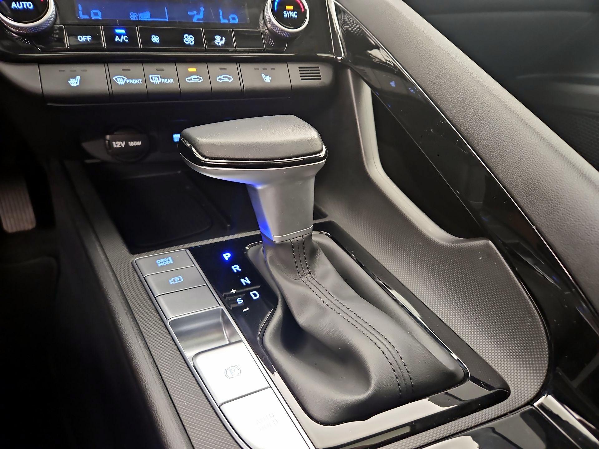 Thumbnail: 2024 Hyundai Elantra - 18