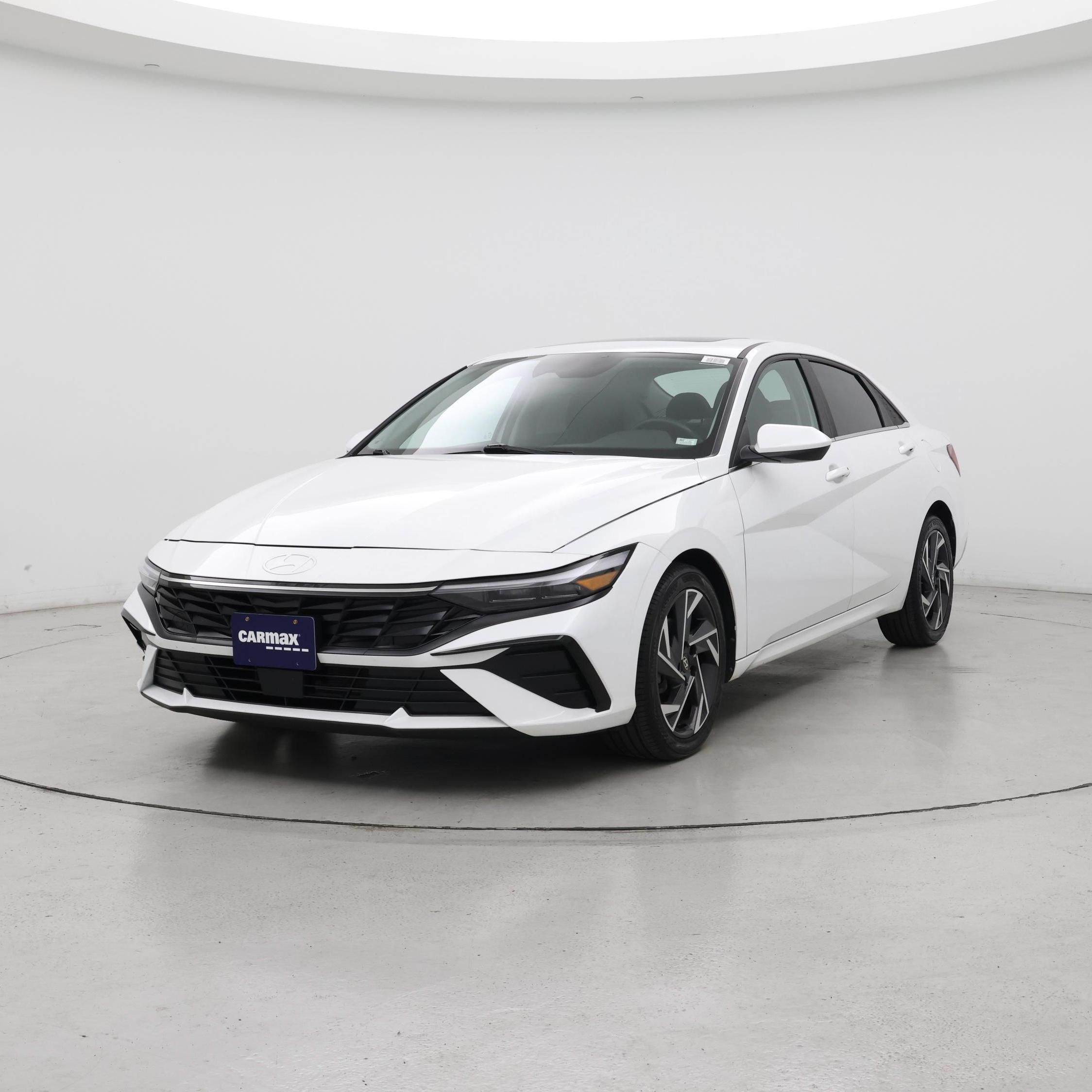 Thumbnail: 2024 Hyundai Elantra - 4