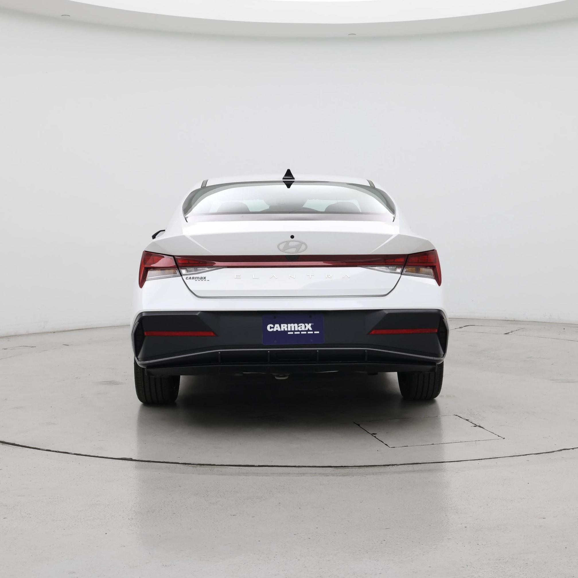 Thumbnail: 2024 Hyundai Elantra - 6