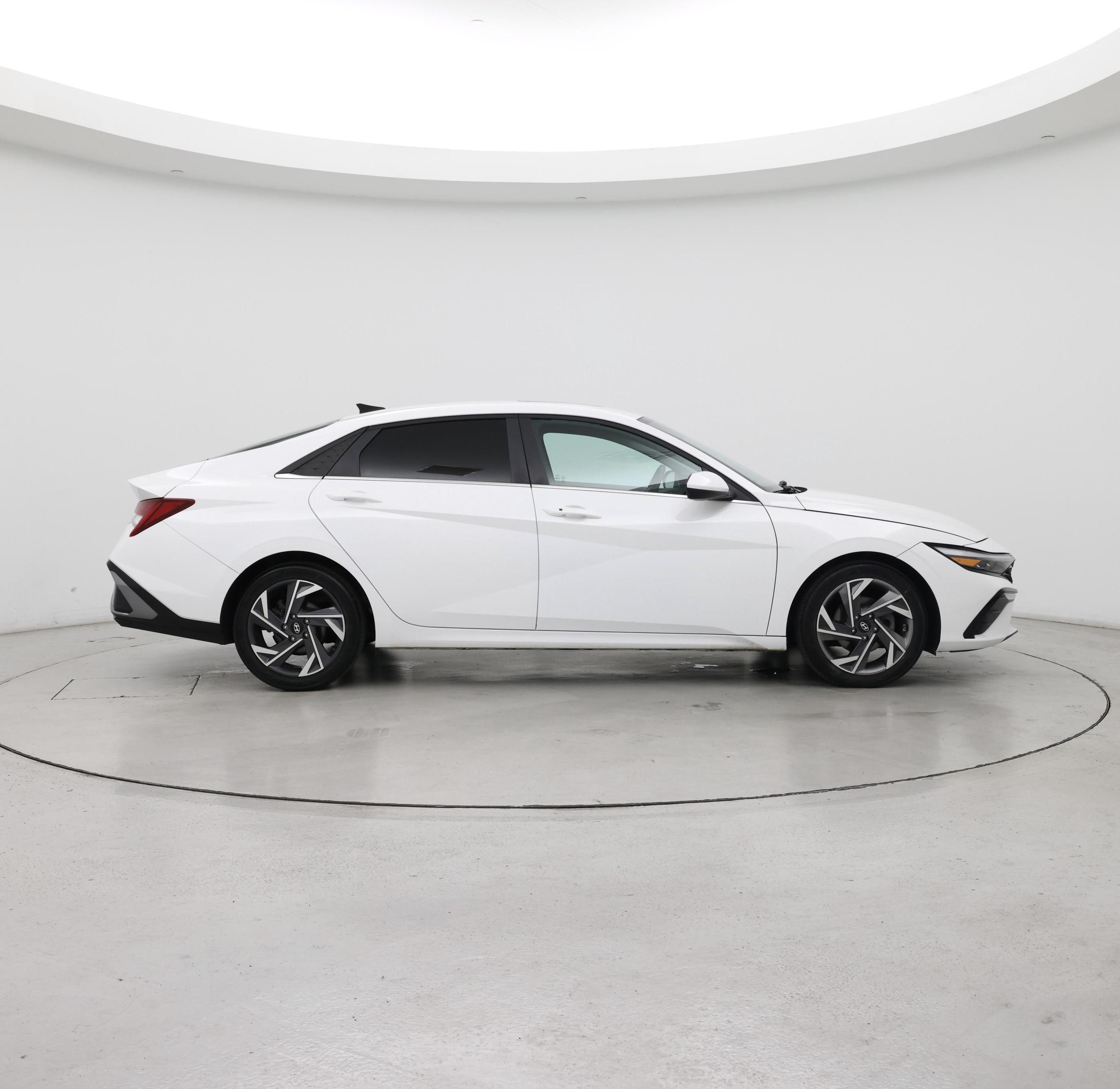 Thumbnail: 2024 Hyundai Elantra - 7