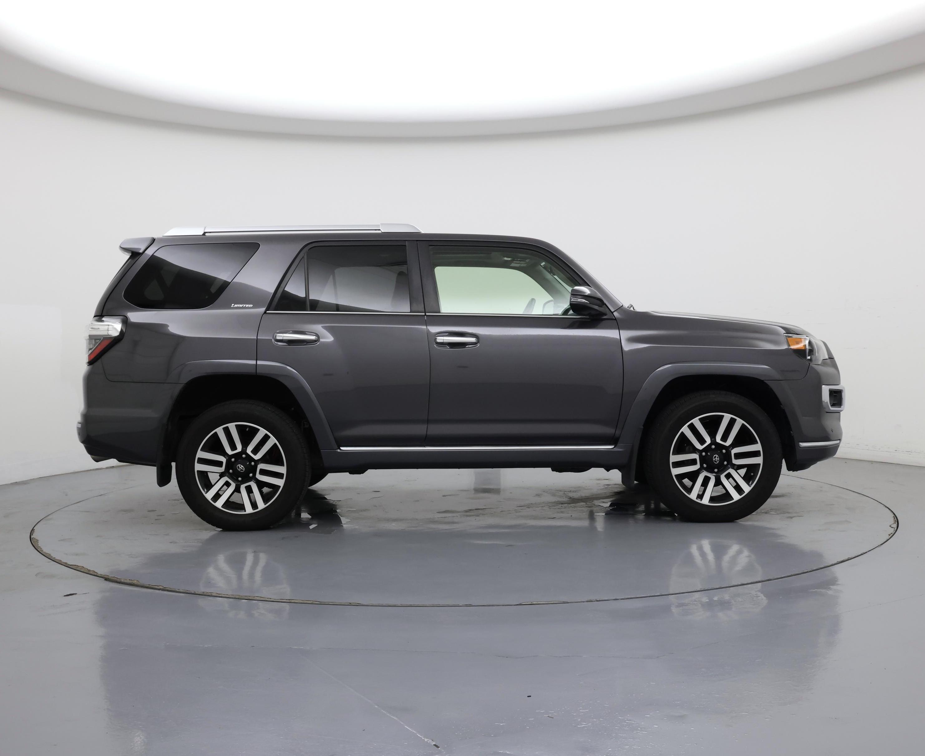 Thumbnail: 2018 Toyota 4Runner - 7