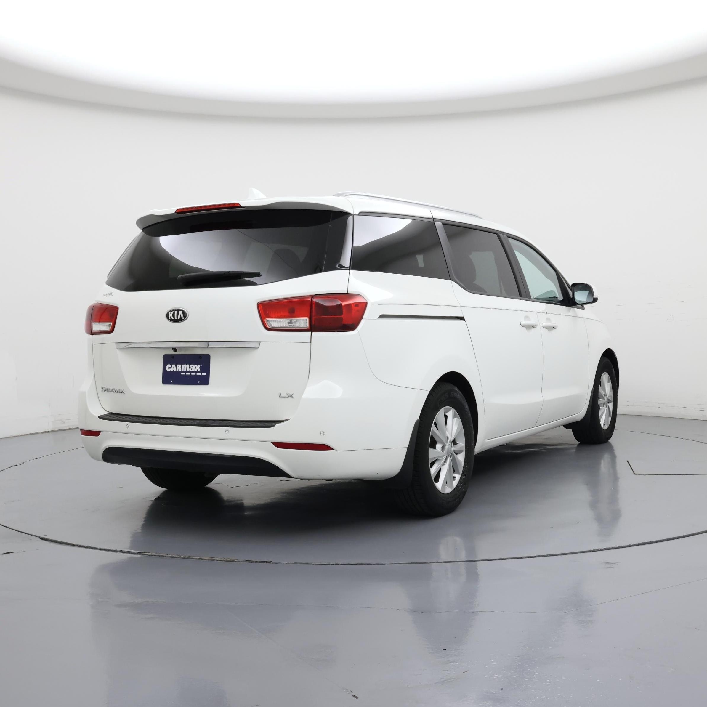 Thumbnail: 2016 Kia Sedona - 8