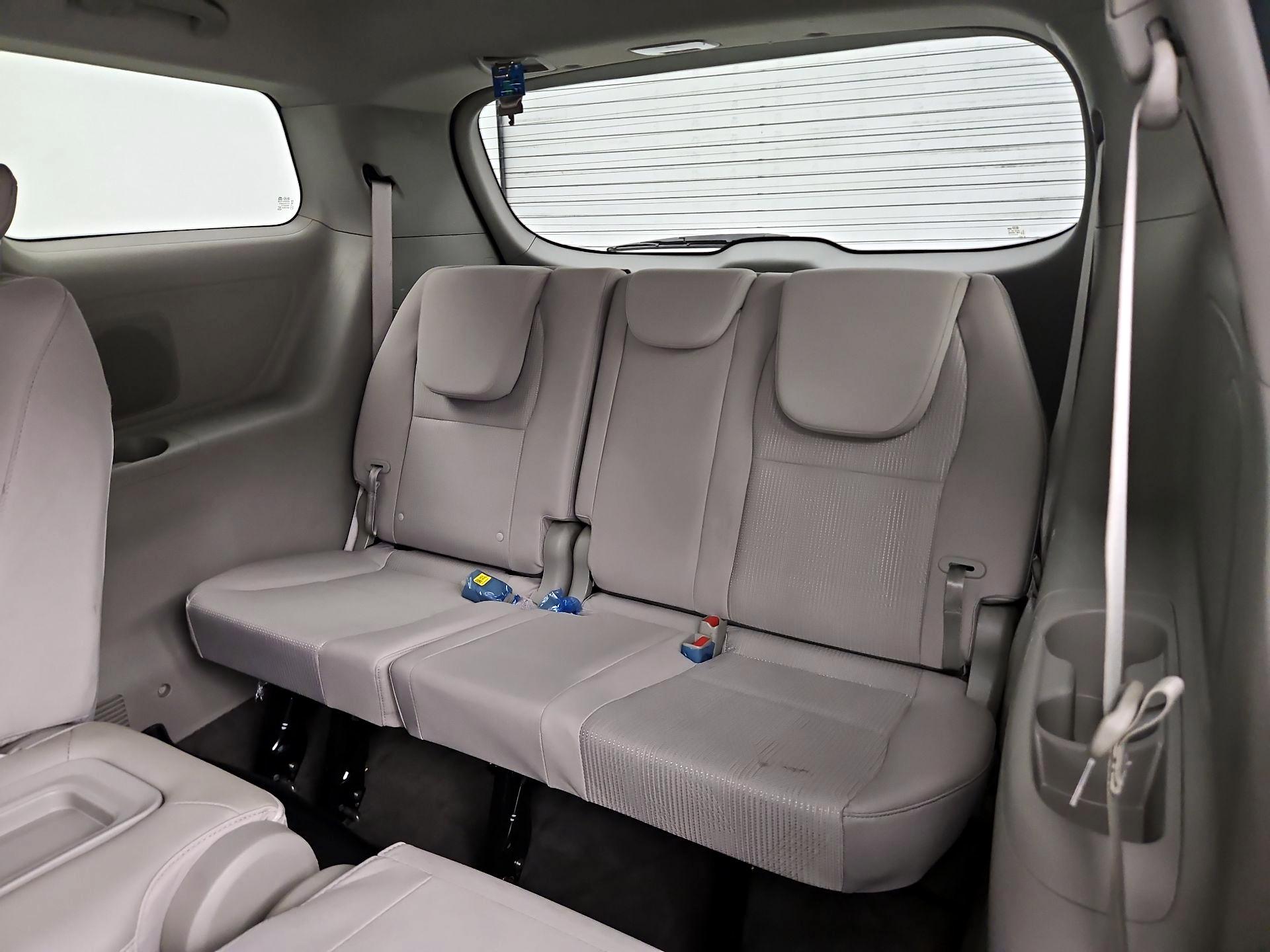 Thumbnail: 2020 Kia Sedona - 20