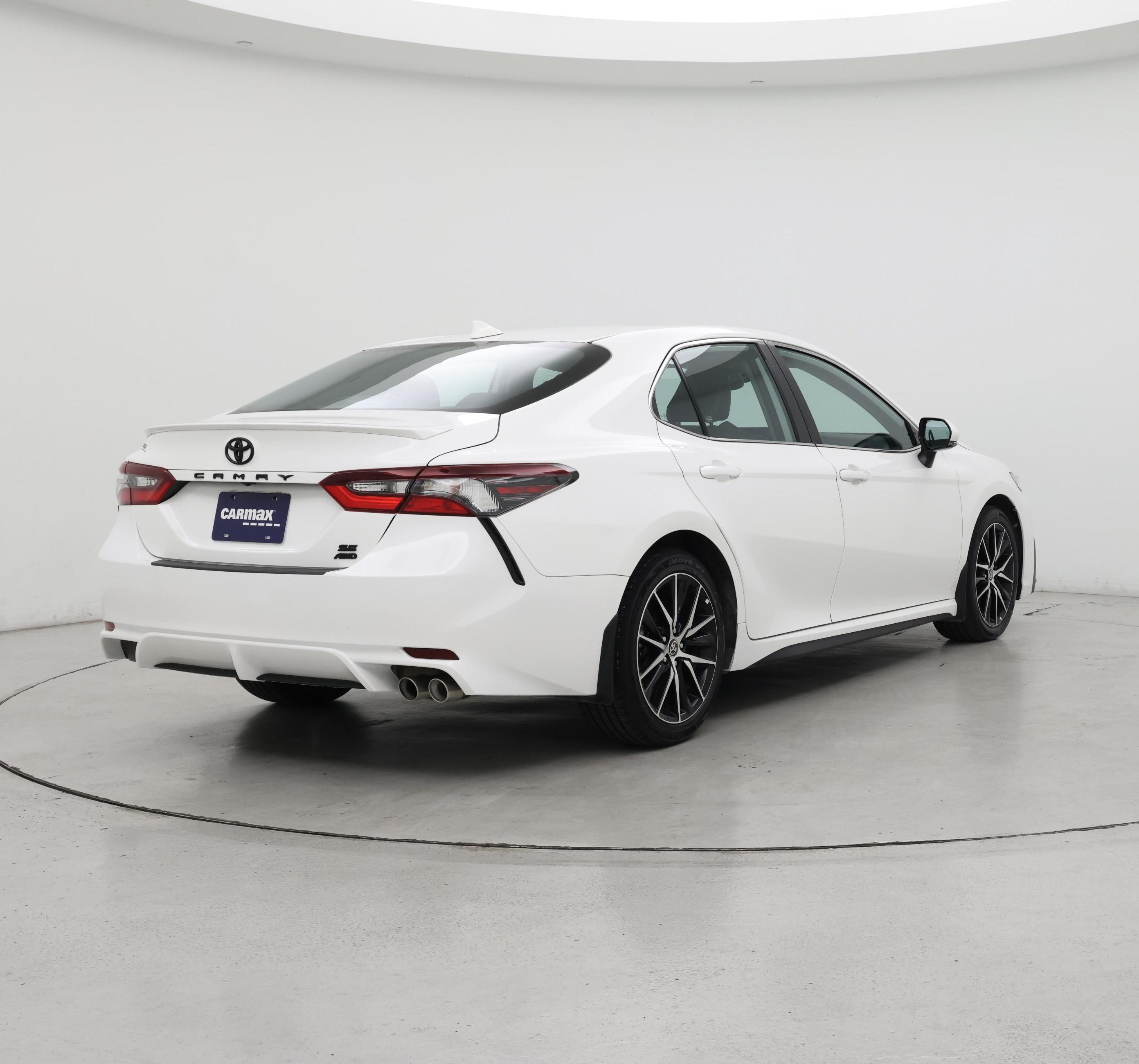 Thumbnail: 2024 Toyota Camry - 8