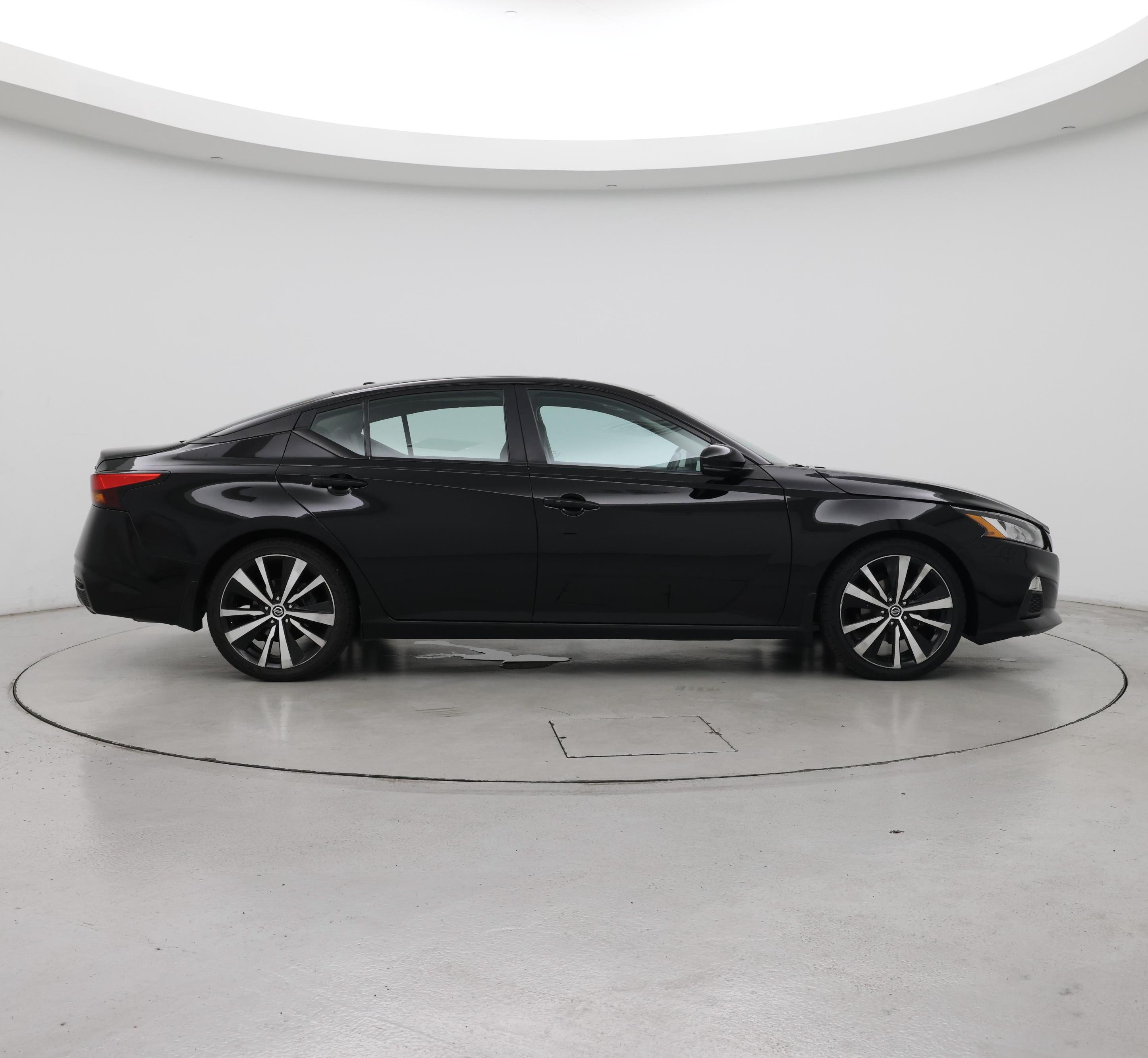 Thumbnail: 2020 Nissan Altima - 7