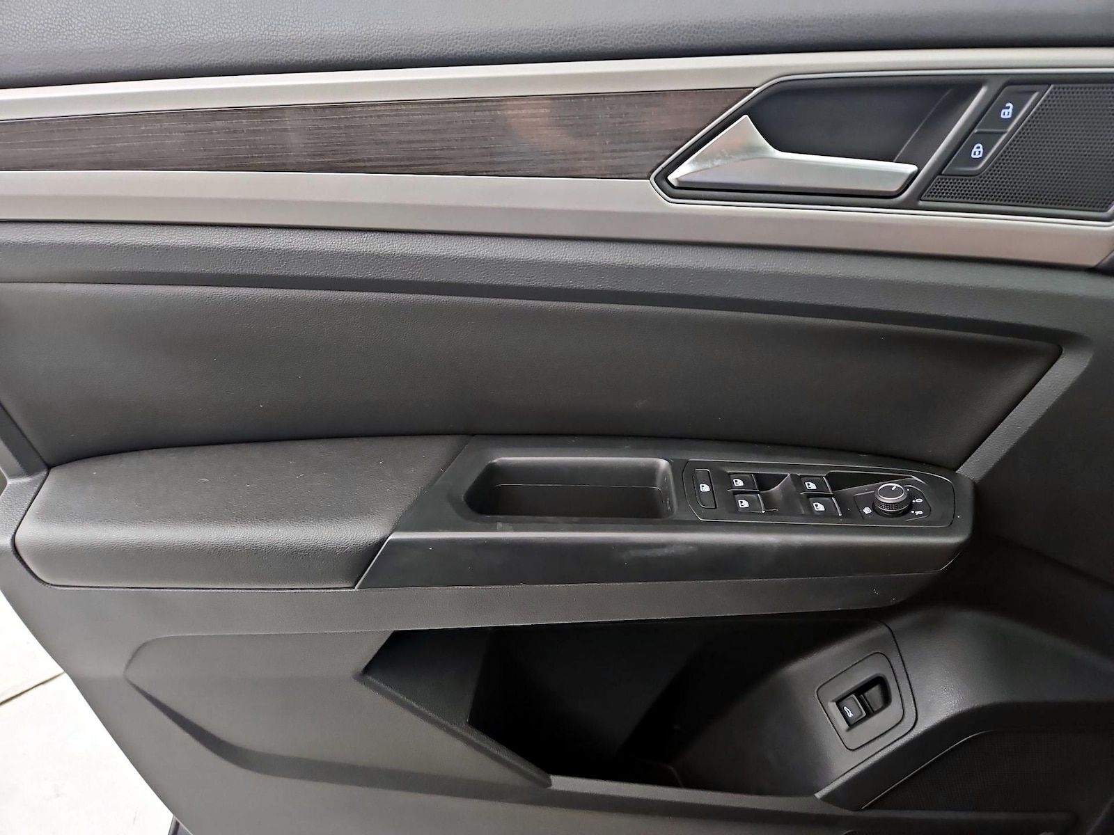 2019 Volkswagen Atlas SE R-Line w/Tech - Photo 13