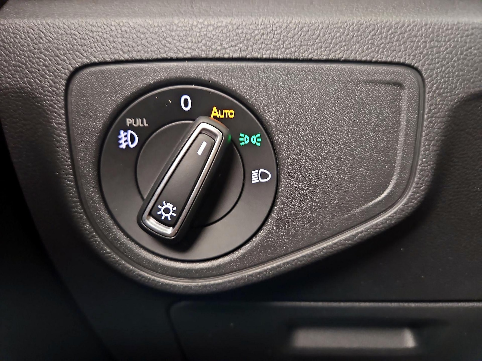 2019 Volkswagen Atlas SE R-Line w/Tech - Photo 14