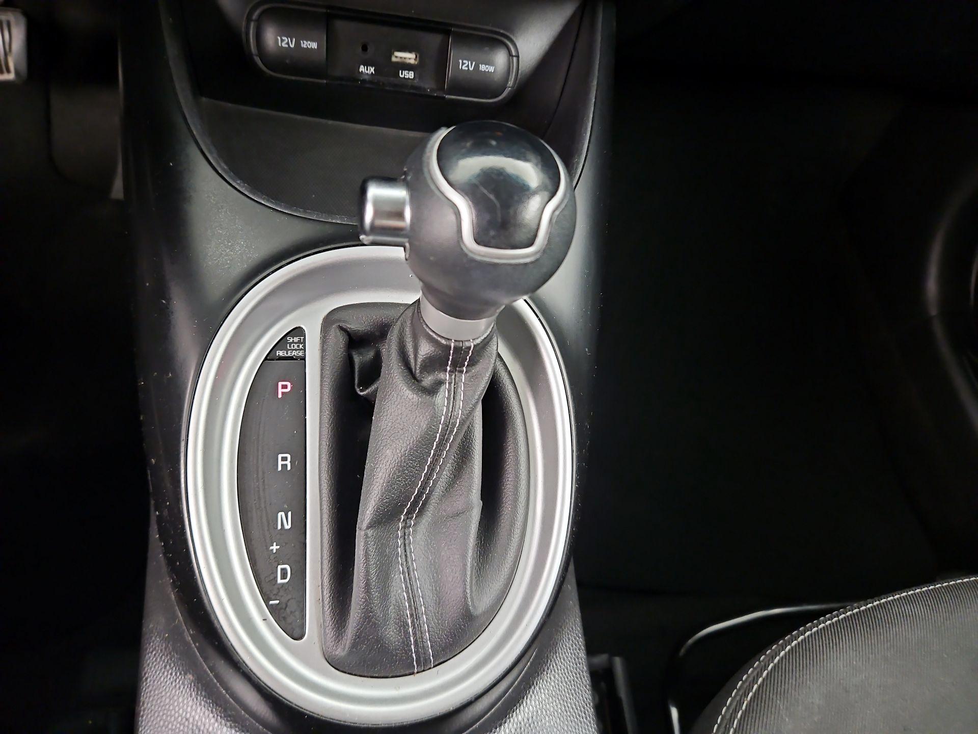 Thumbnail: 2019 Kia Soul - 17