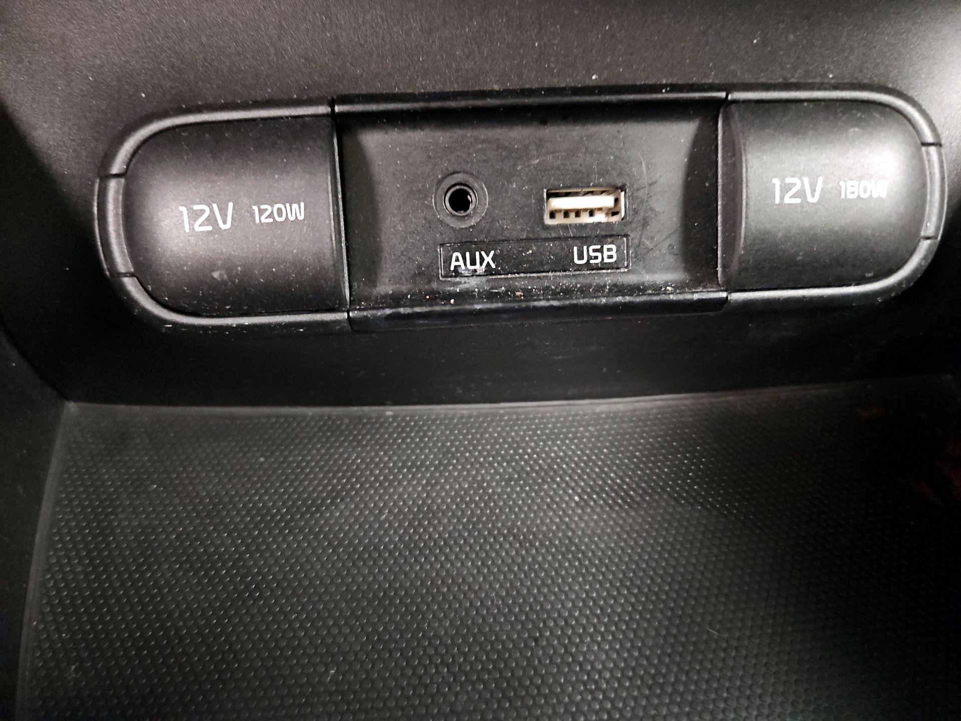 Thumbnail: 2019 Kia Soul - 18