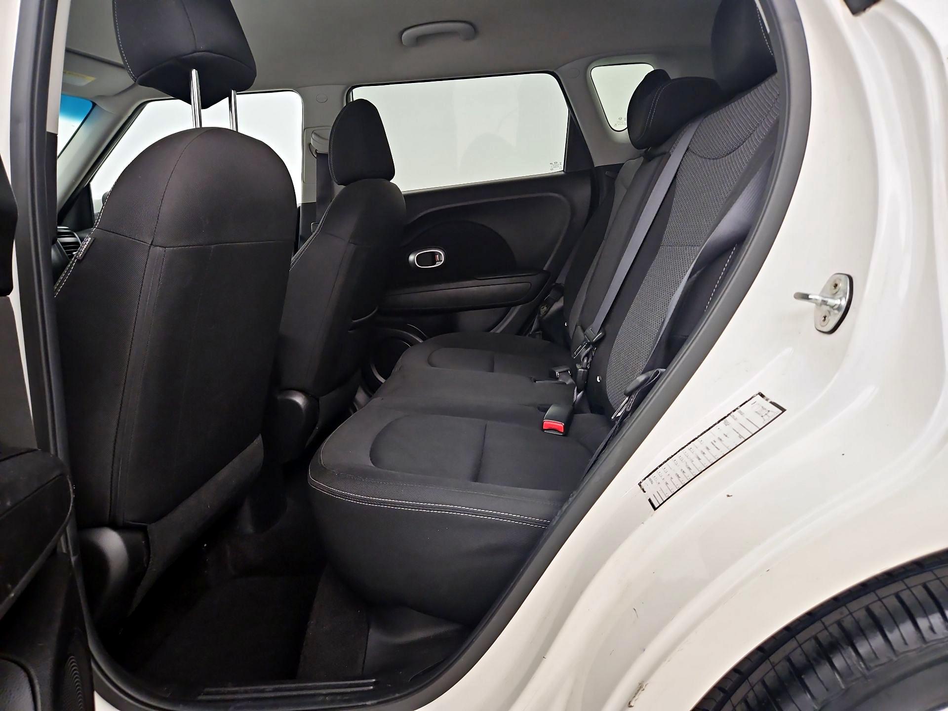 Thumbnail: 2019 Kia Soul - 19