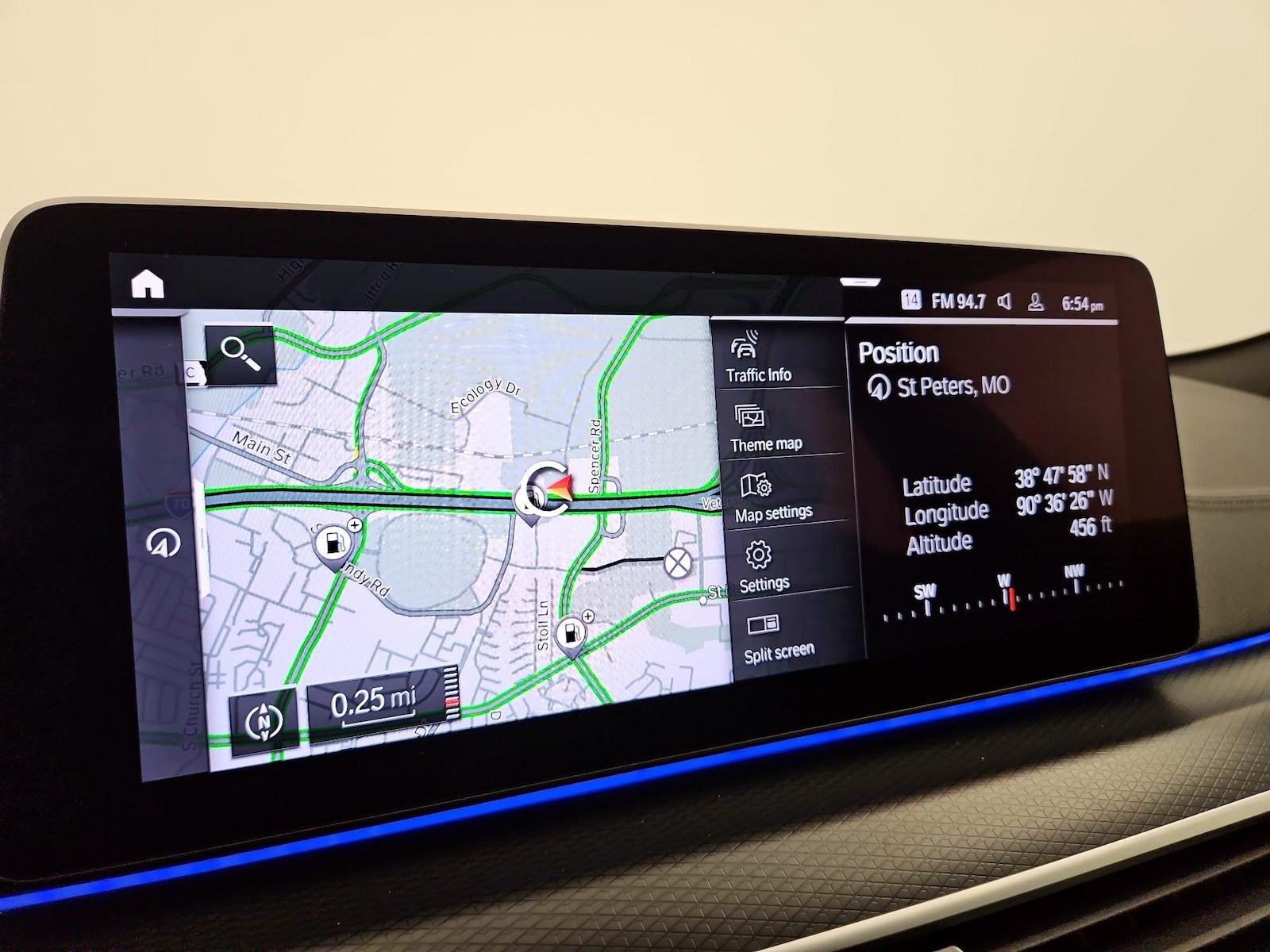 2023 BMW 5 Series M550i - Photo 15