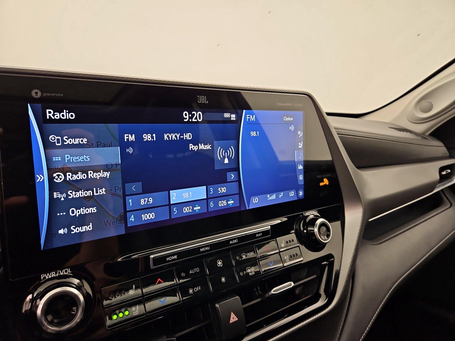 Thumbnail: 2021 Toyota Highlander - 16