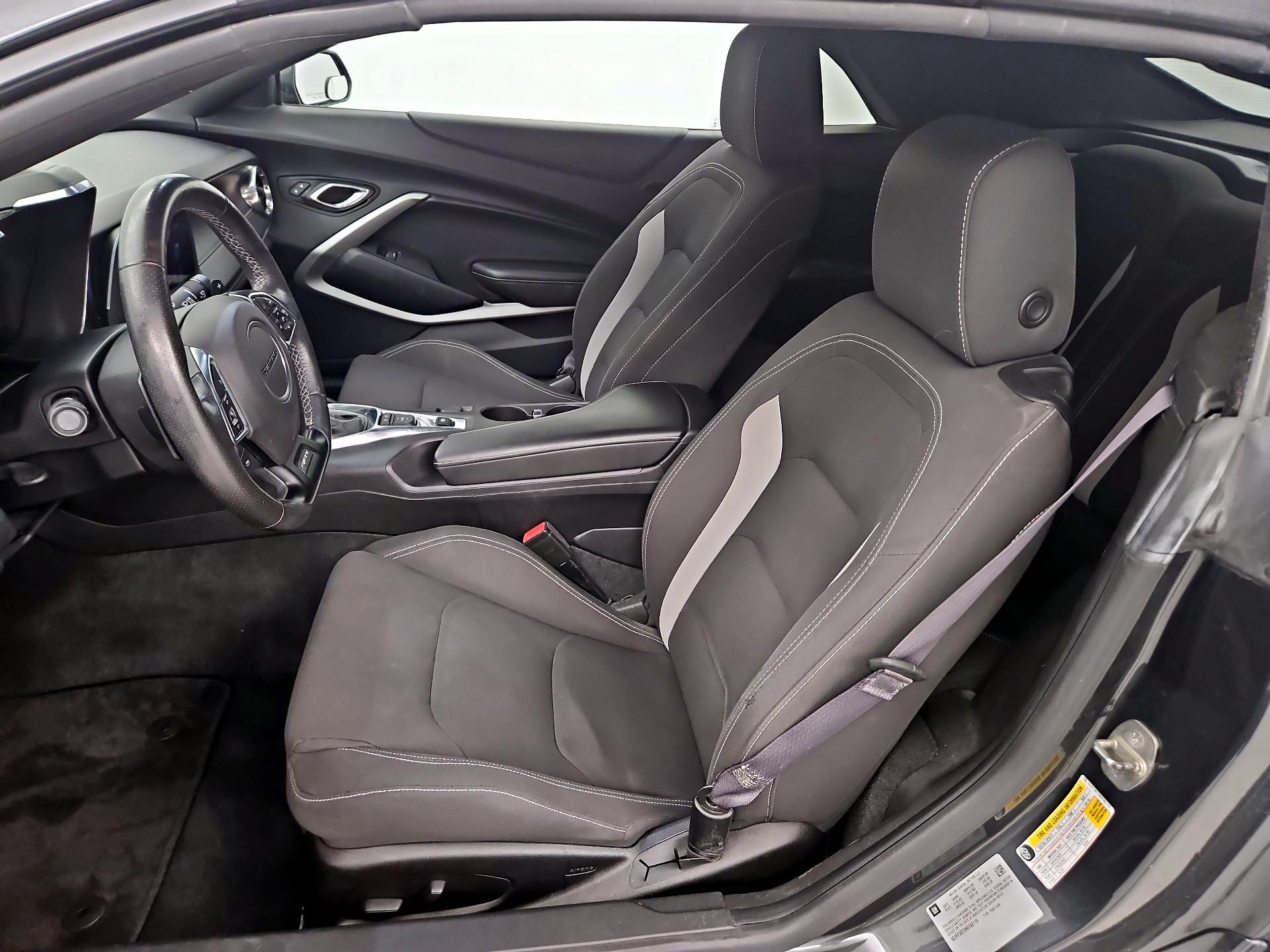 Thumbnail: 2017 Chevrolet Camaro - 11