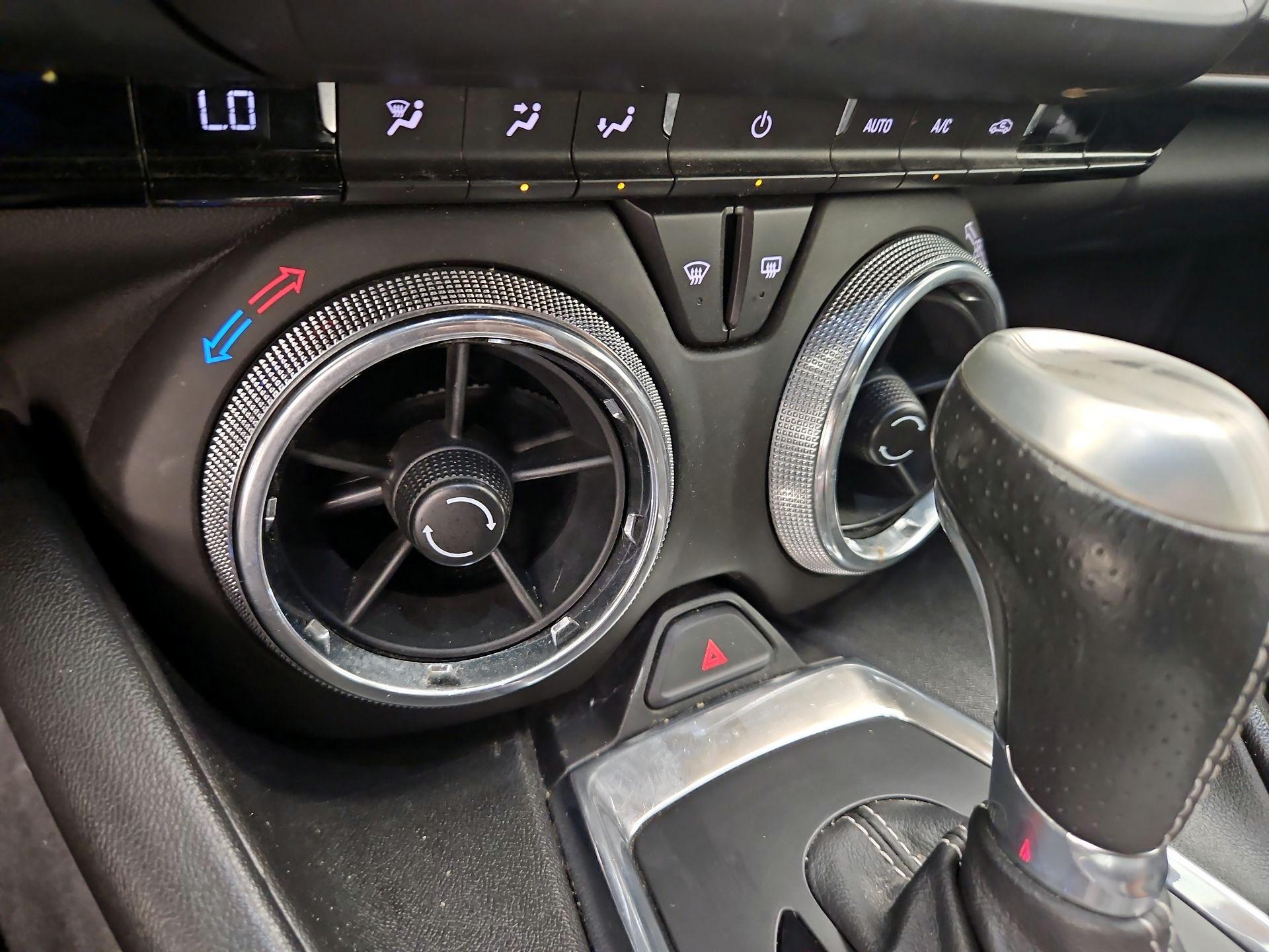 Thumbnail: 2017 Chevrolet Camaro - 15