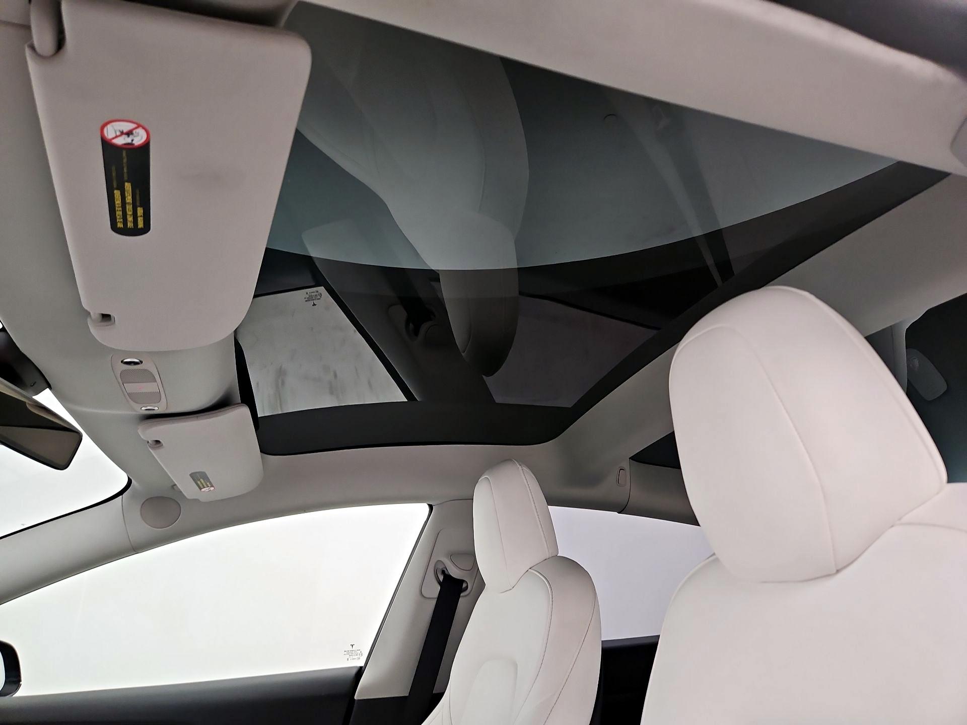 Thumbnail: 2022 Tesla Model 3 - 18