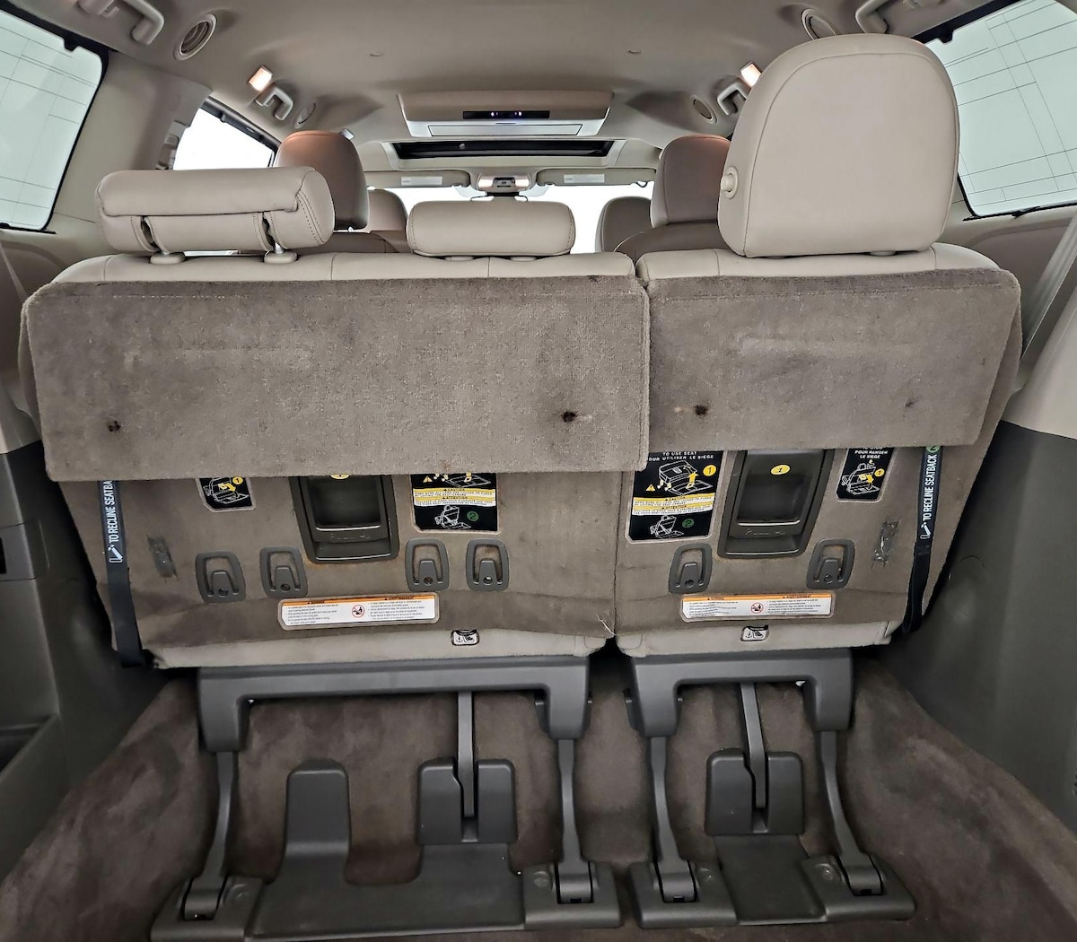 Trunk/Cargo (Seats Up)