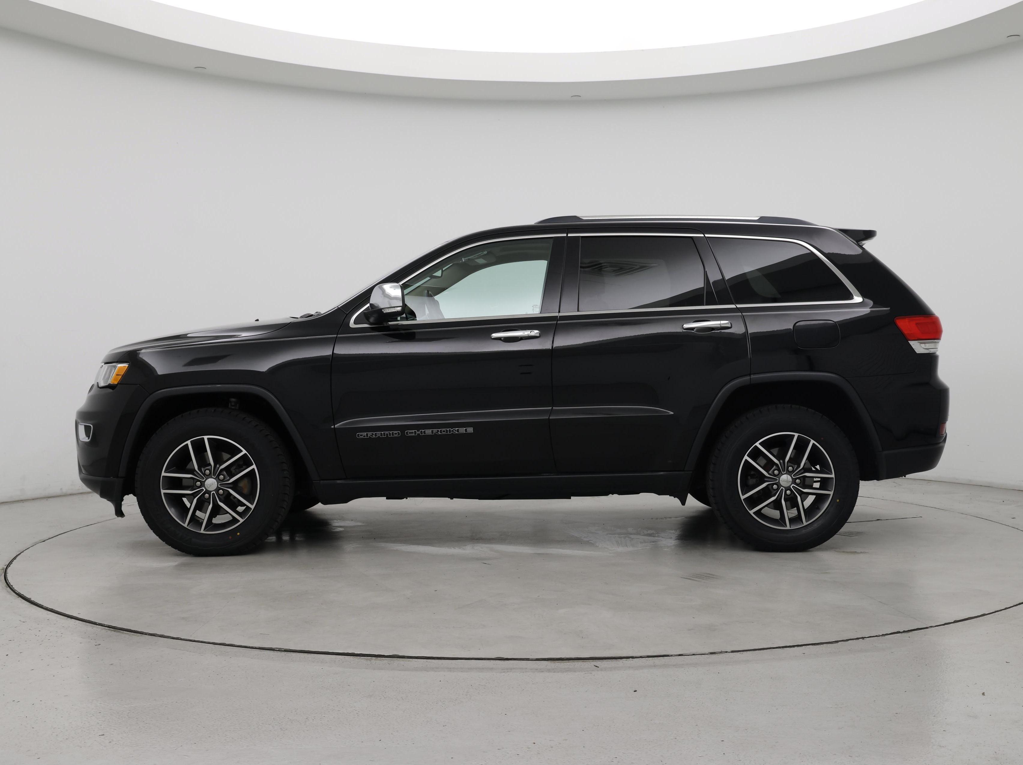 Thumbnail: 2017 Jeep Grand Cherokee - 3