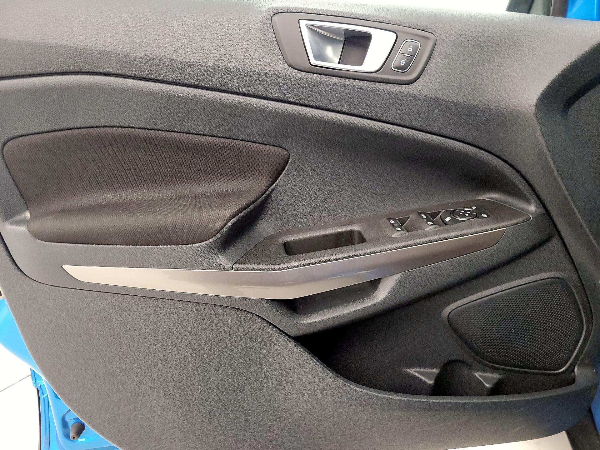 Thumbnail: 2019 Ford EcoSport - 12
