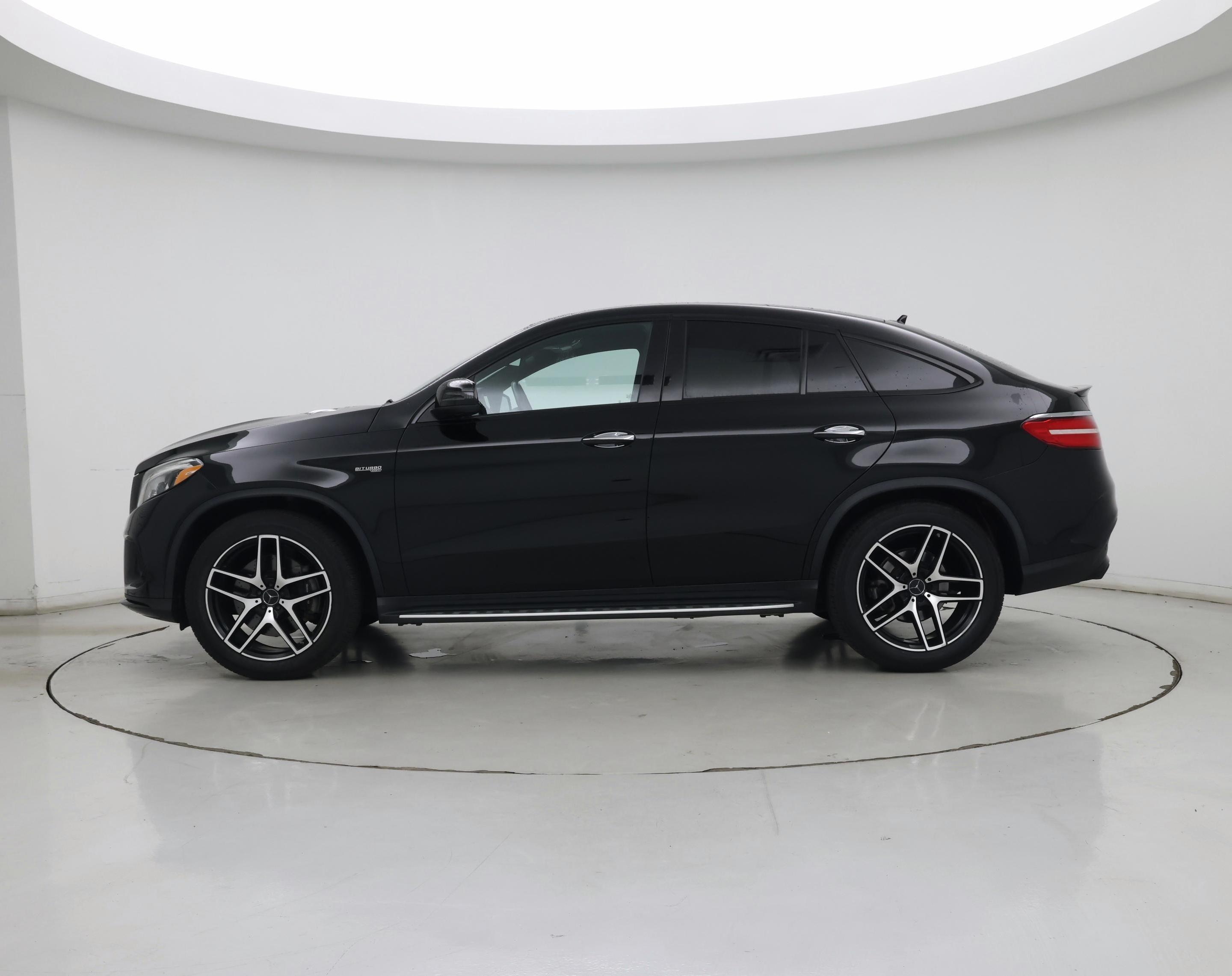 Thumbnail: 2019 Mercedes-Benz GLE - 3