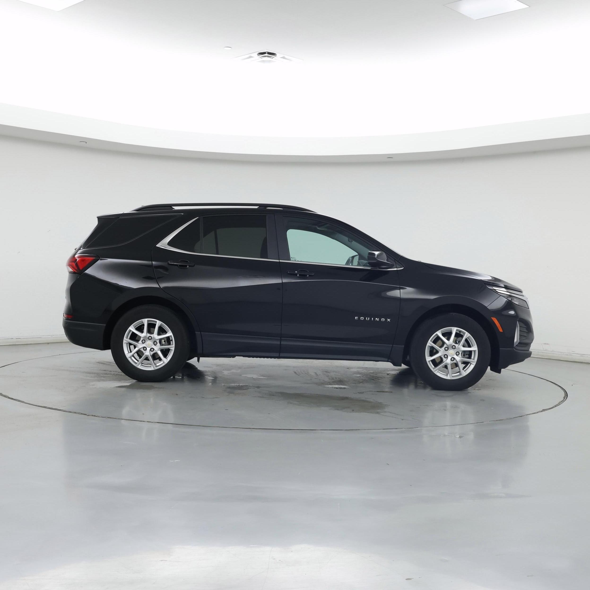 Thumbnail: 2022 Chevrolet Equinox - 7