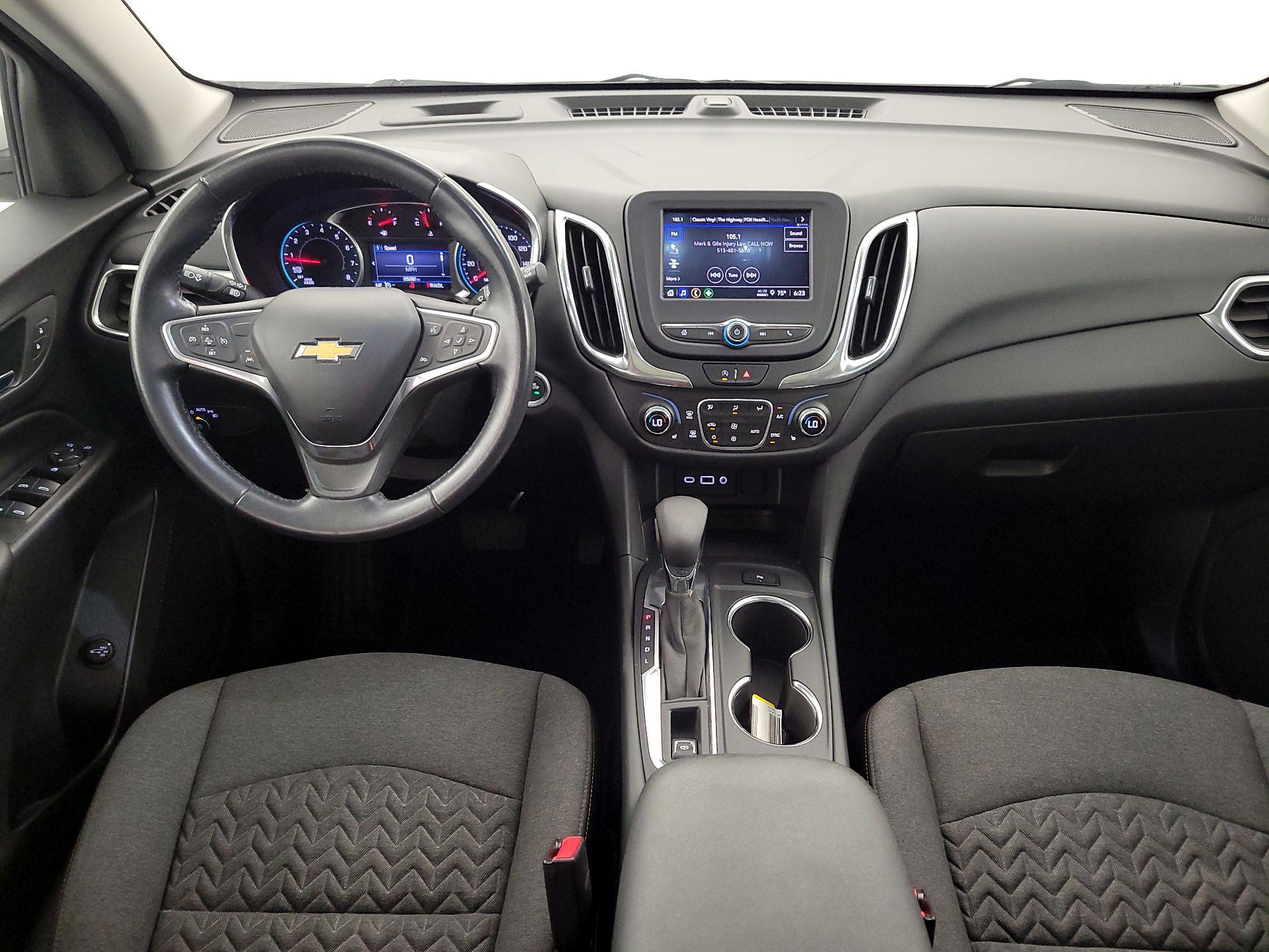 Thumbnail: 2022 Chevrolet Equinox - 9