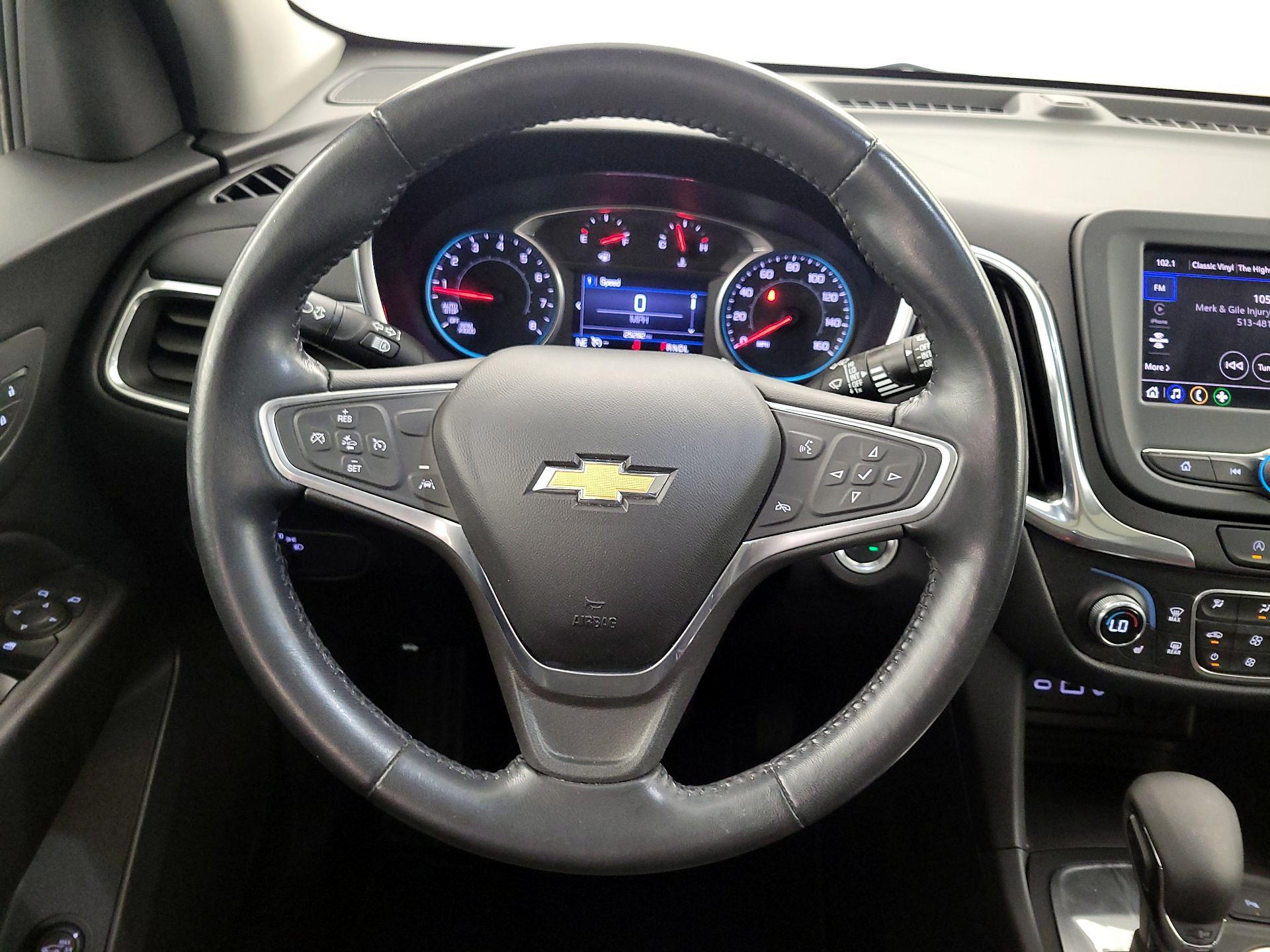 Thumbnail: 2022 Chevrolet Equinox - 10