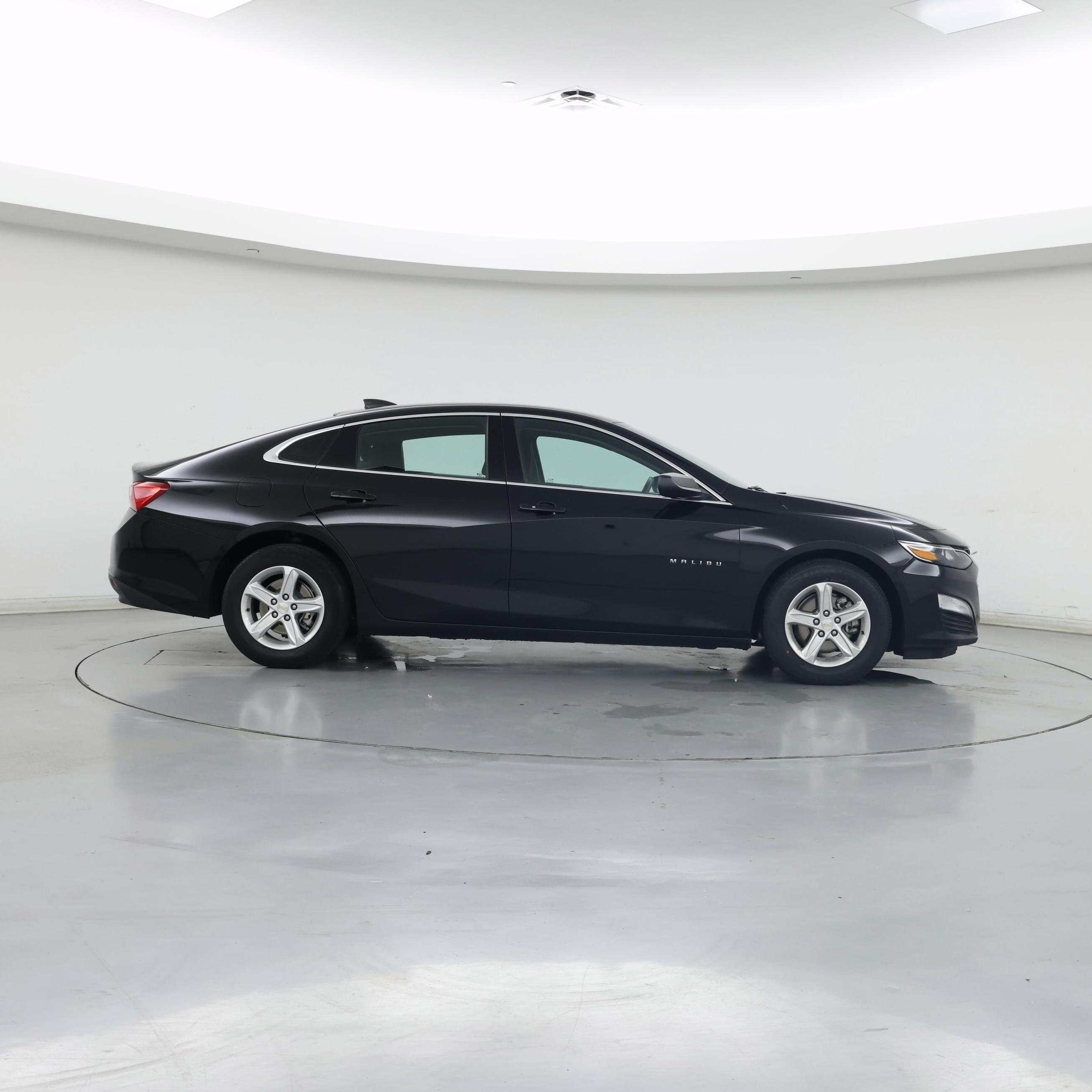 Thumbnail: 2023 Chevrolet Malibu - 7
