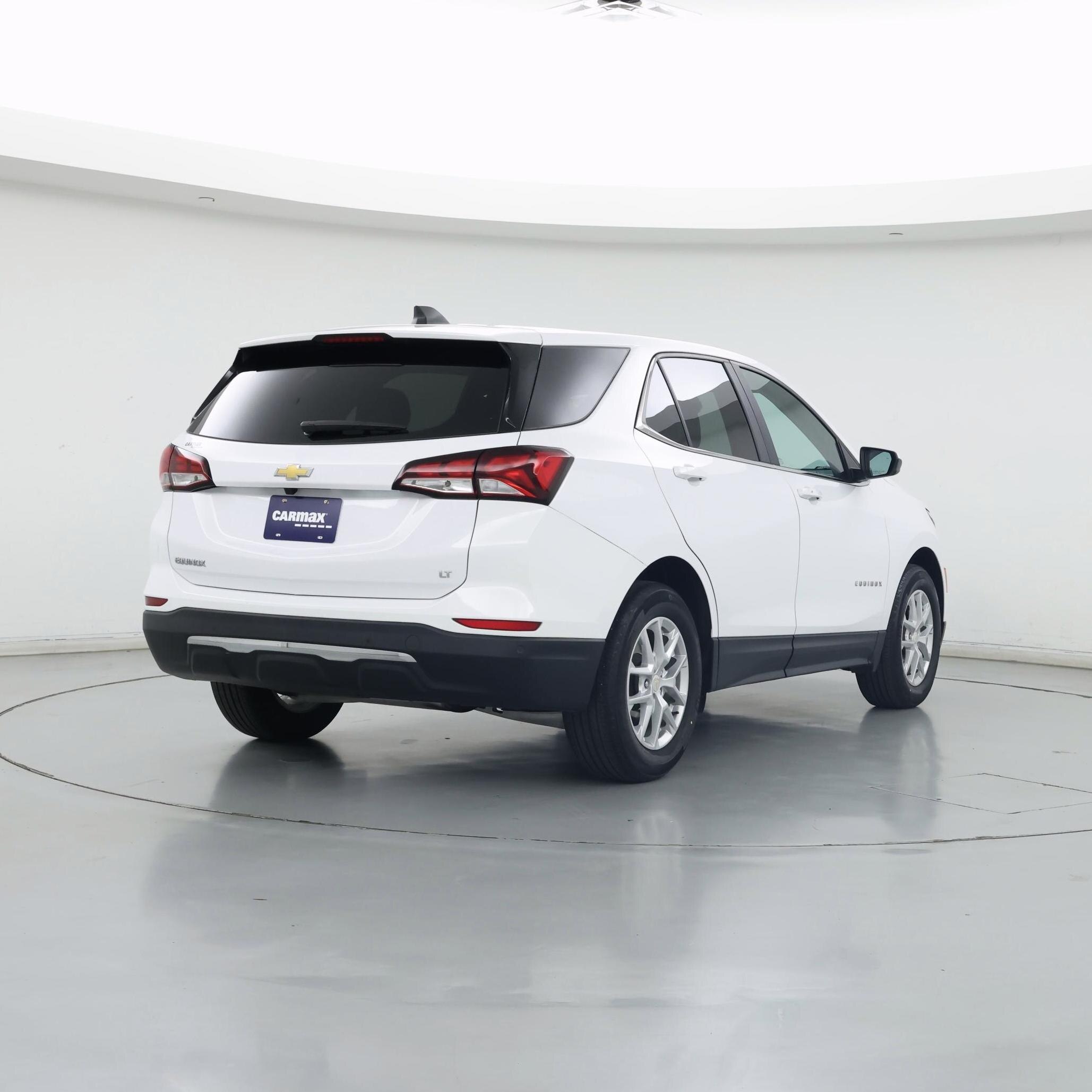 Thumbnail: 2022 Chevrolet Equinox - 8