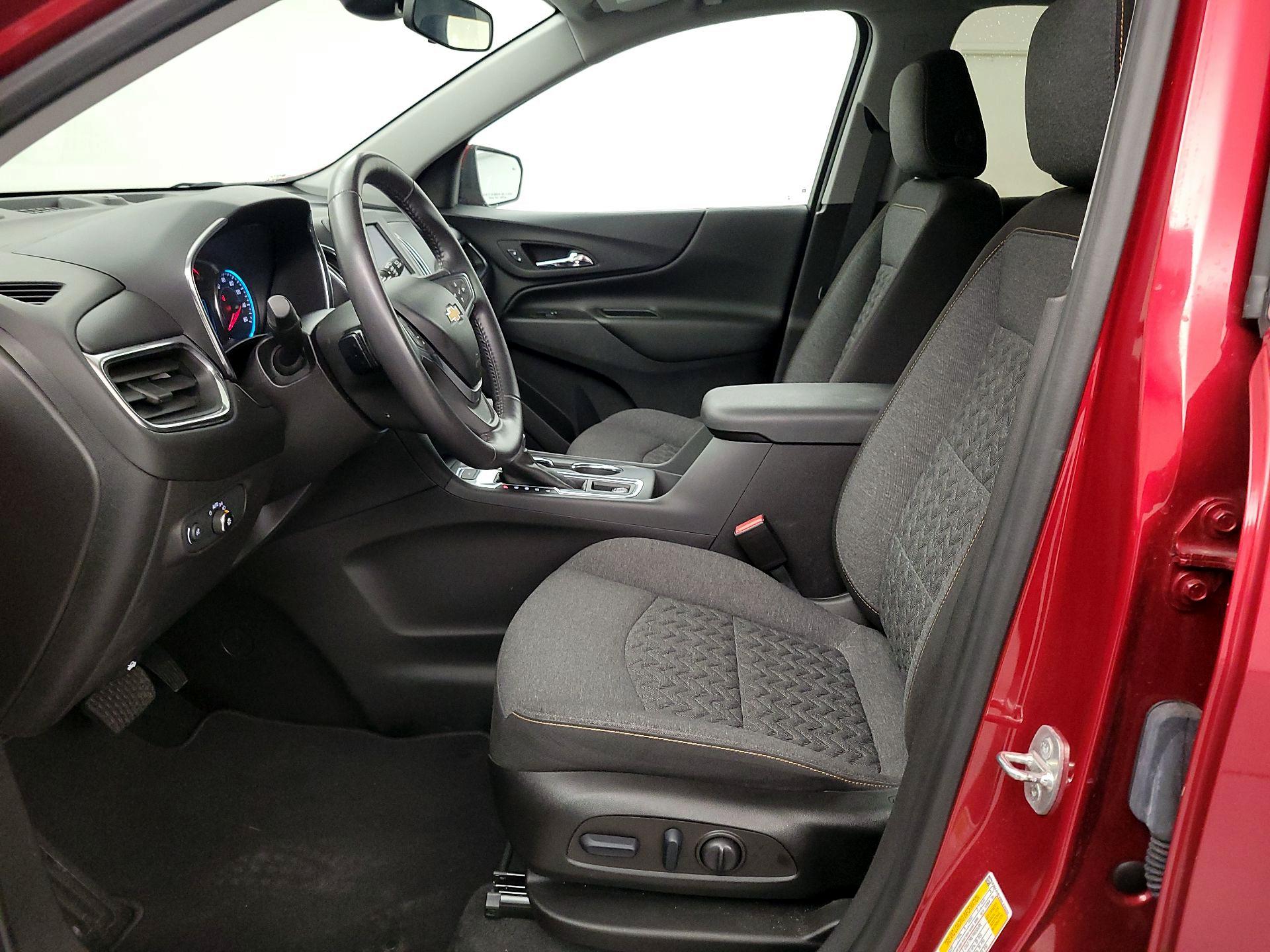 Thumbnail: 2022 Chevrolet Equinox - 11
