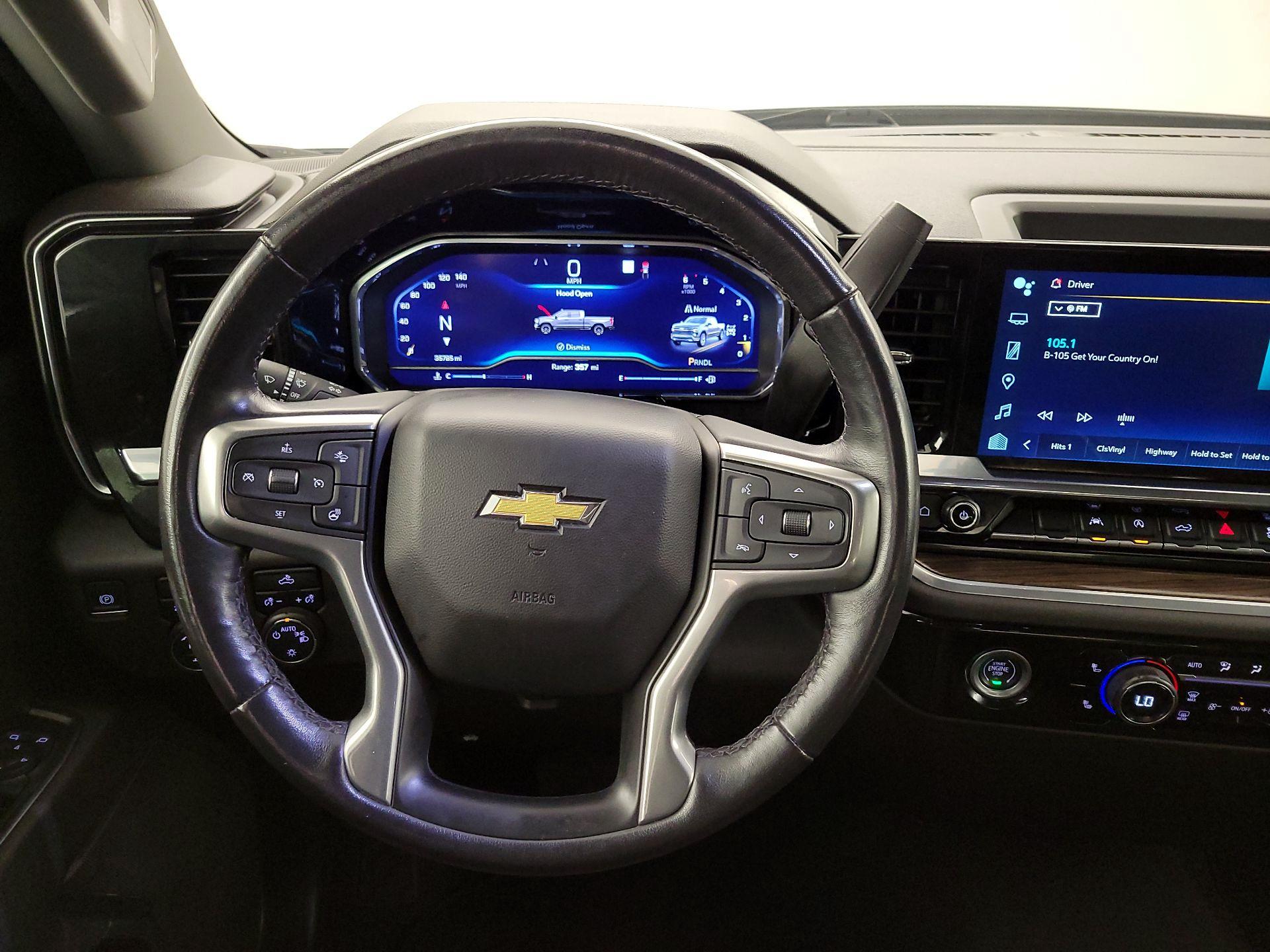 Thumbnail: 2022 Chevrolet Silverado 1500 - 10