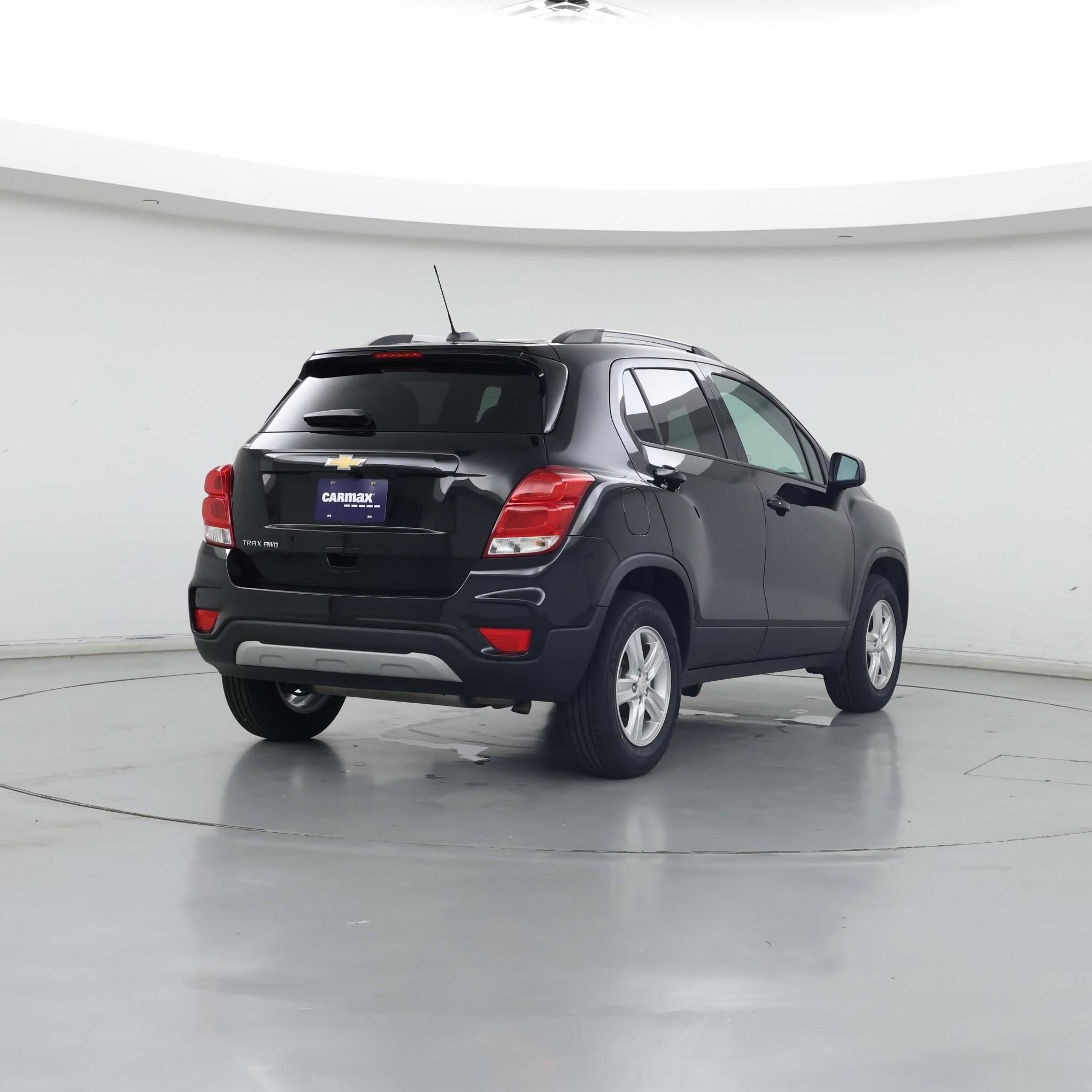 Thumbnail: 2022 Chevrolet Trax - 8