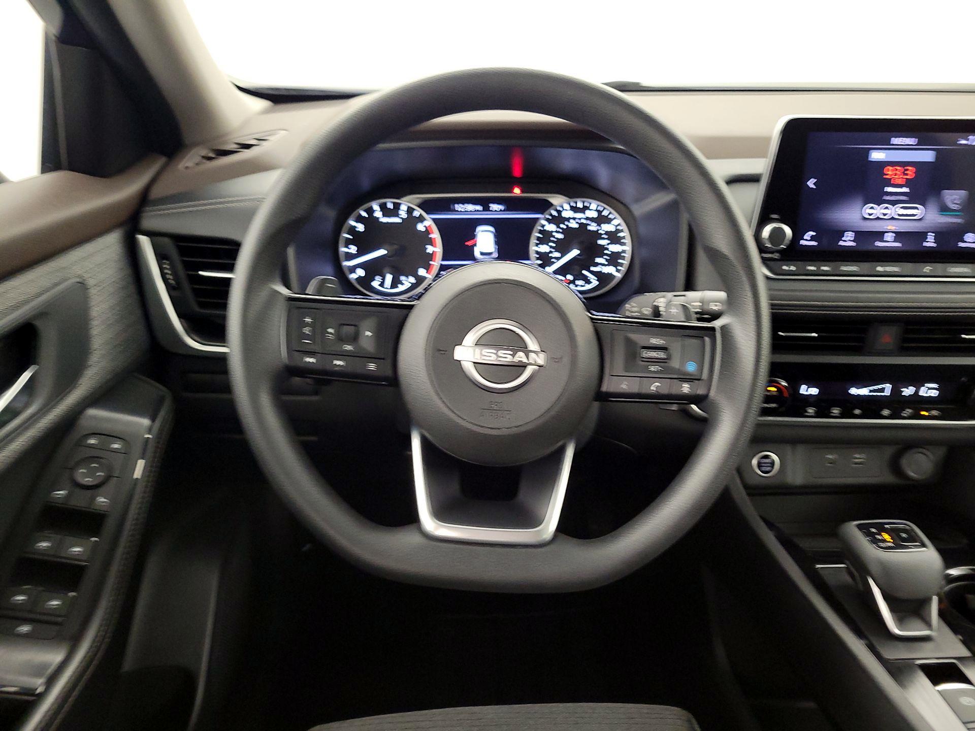 Thumbnail: 2023 Nissan Rogue - 10