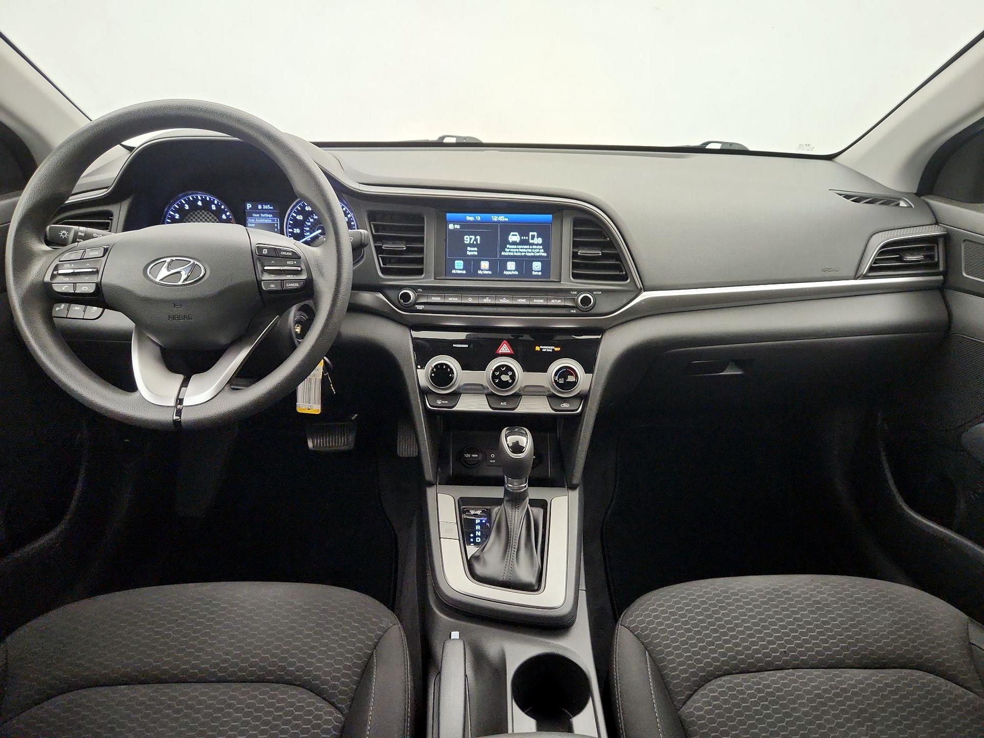Thumbnail: 2019 Hyundai Elantra - 9