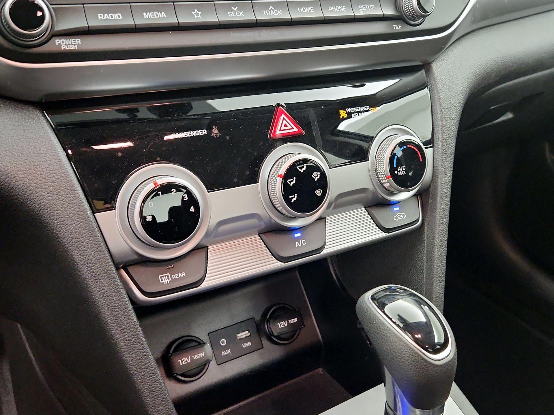 Thumbnail: 2019 Hyundai Elantra - 16