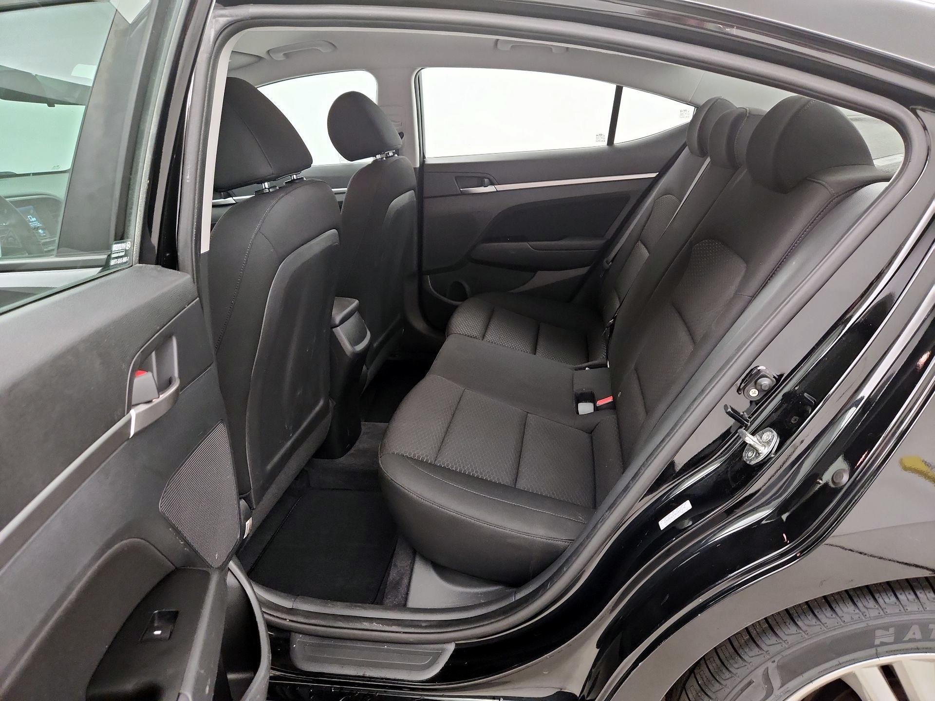 Thumbnail: 2019 Hyundai Elantra - 19