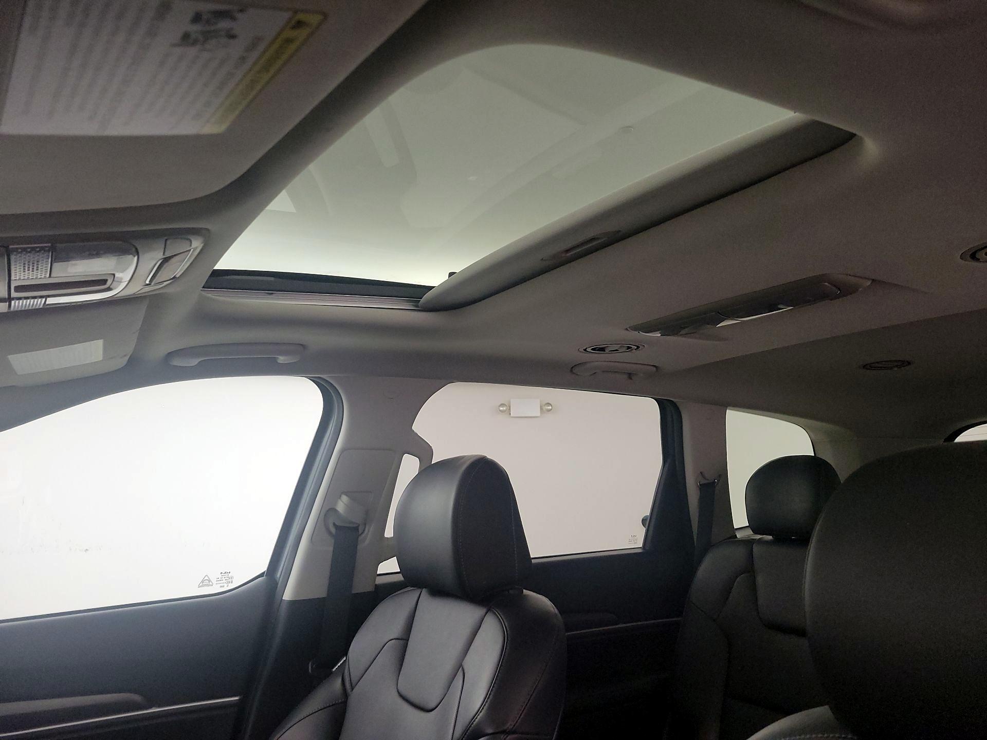 Thumbnail: 2022 Kia Telluride - 20
