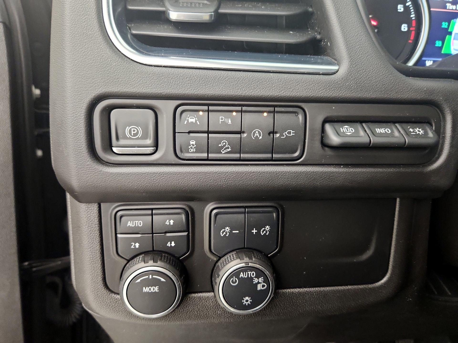 Thumbnail: 2021 Chevrolet Suburban - 13