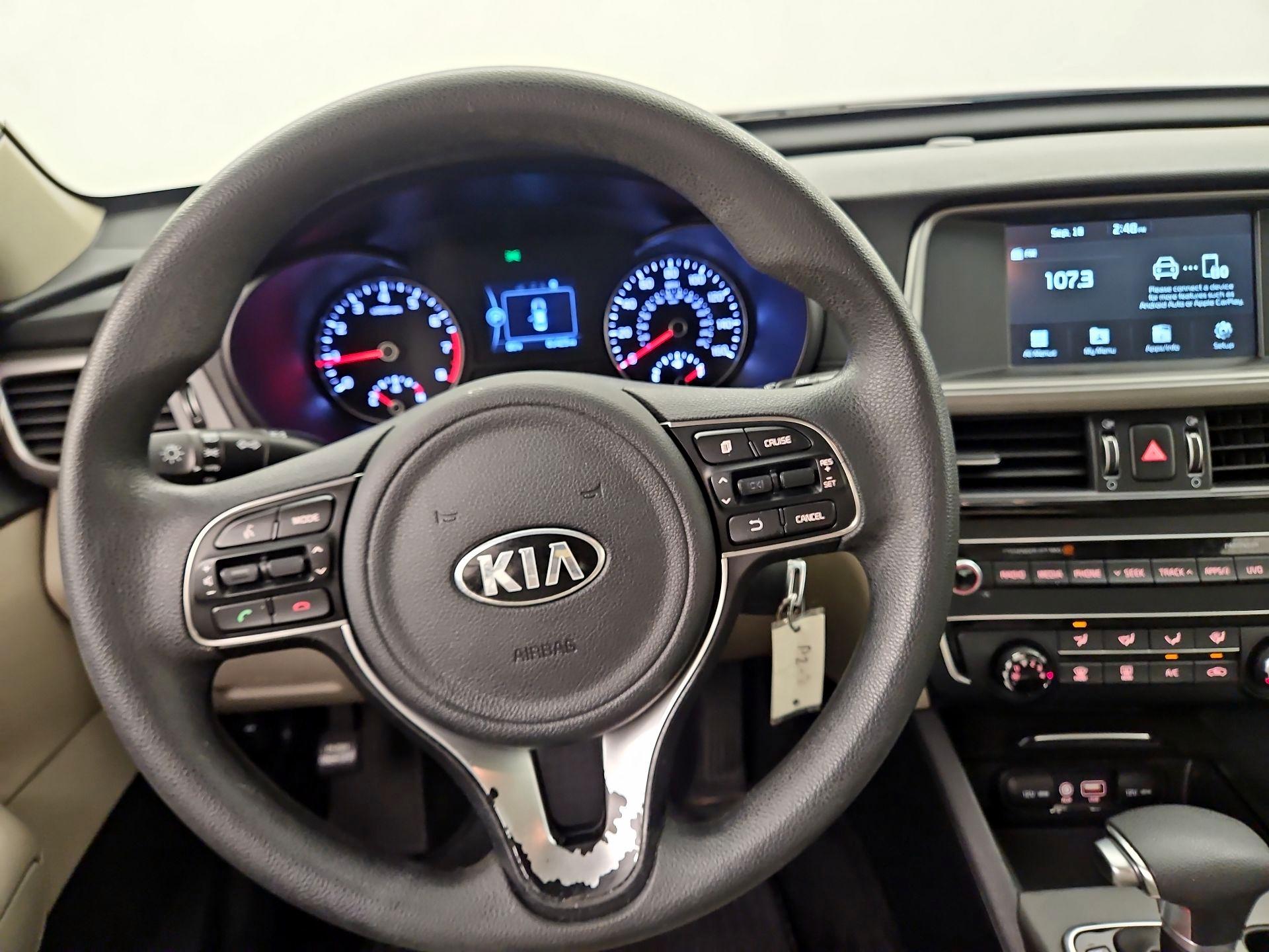 Thumbnail: 2018 Kia Optima - 10