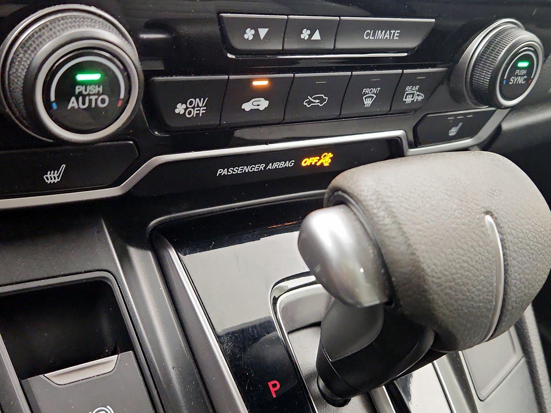 Thumbnail: 2017 Honda CR-V - 16