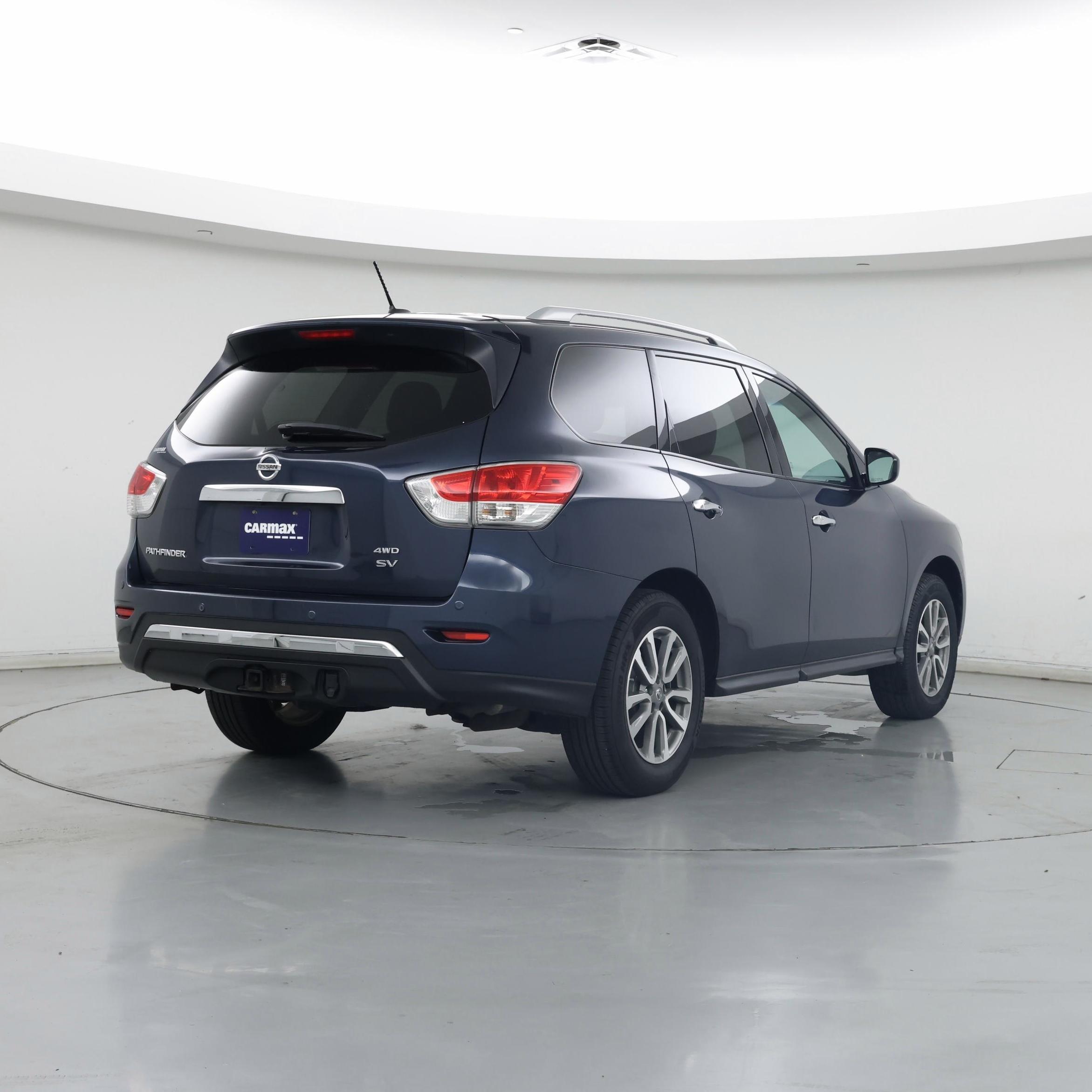 Thumbnail: 2016 Nissan Pathfinder - 8