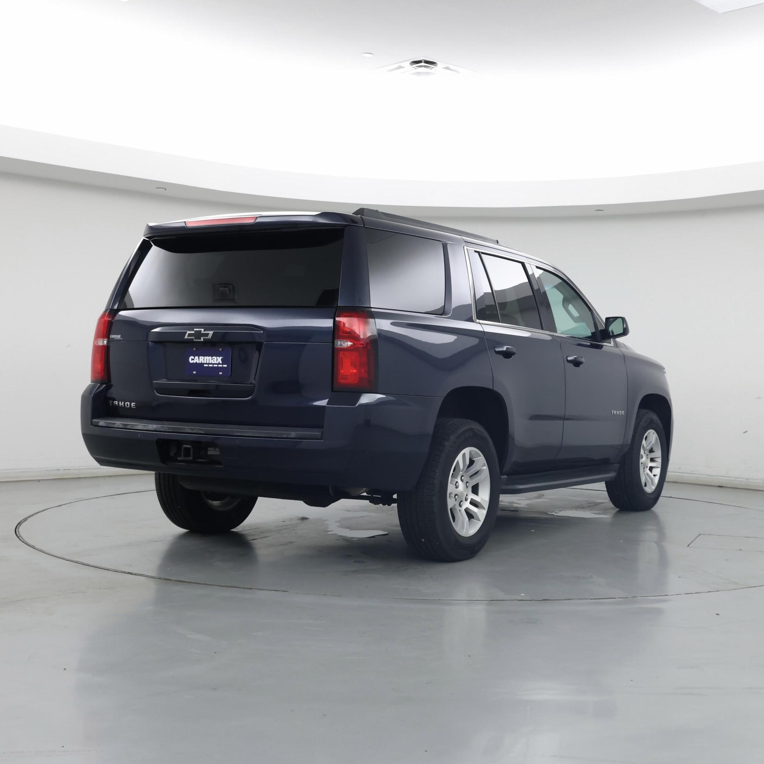 Thumbnail: 2019 Chevrolet Tahoe - 8