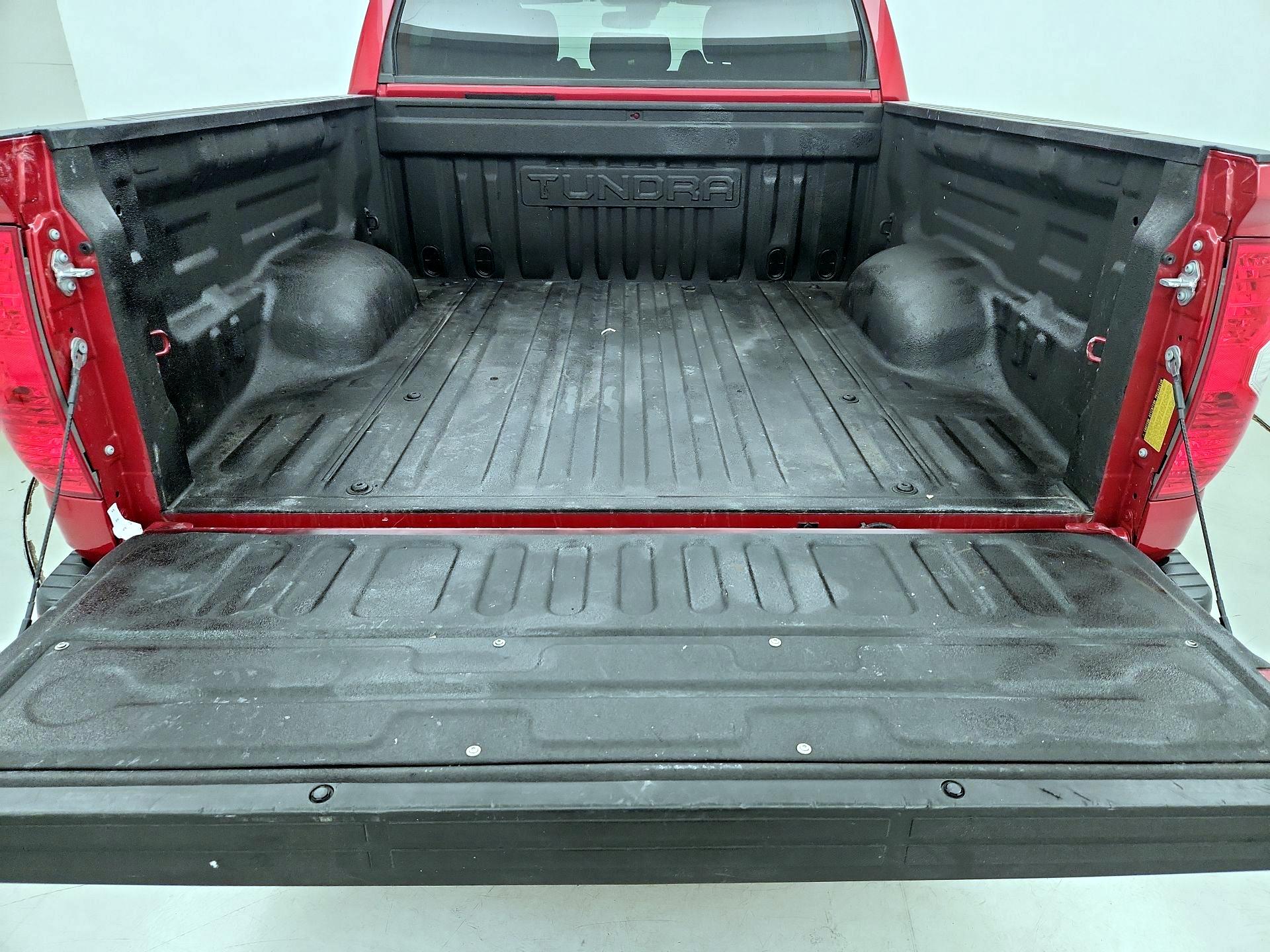 Thumbnail: 2021 Toyota Tundra - 20