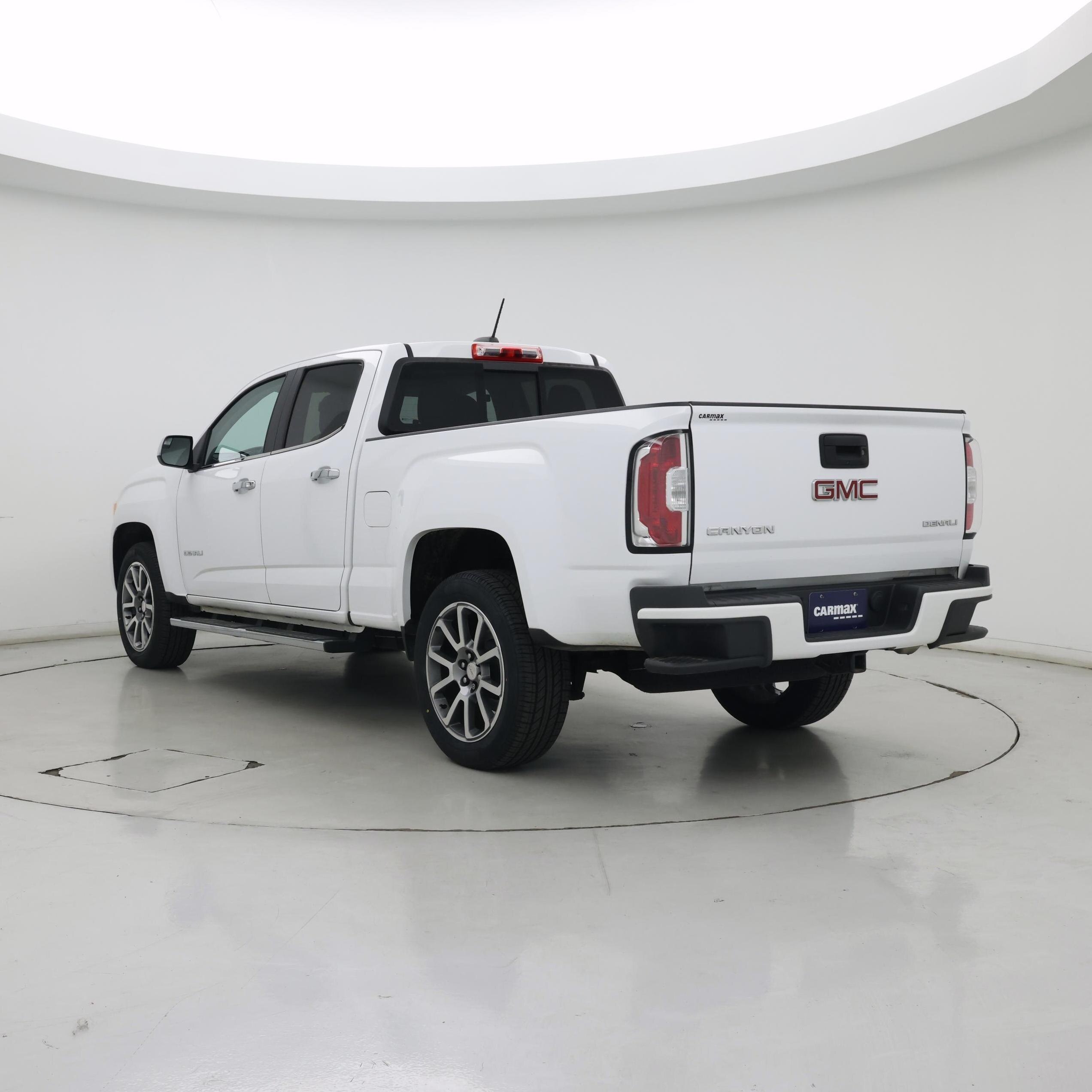 Thumbnail: 2017 GMC Canyon - 2