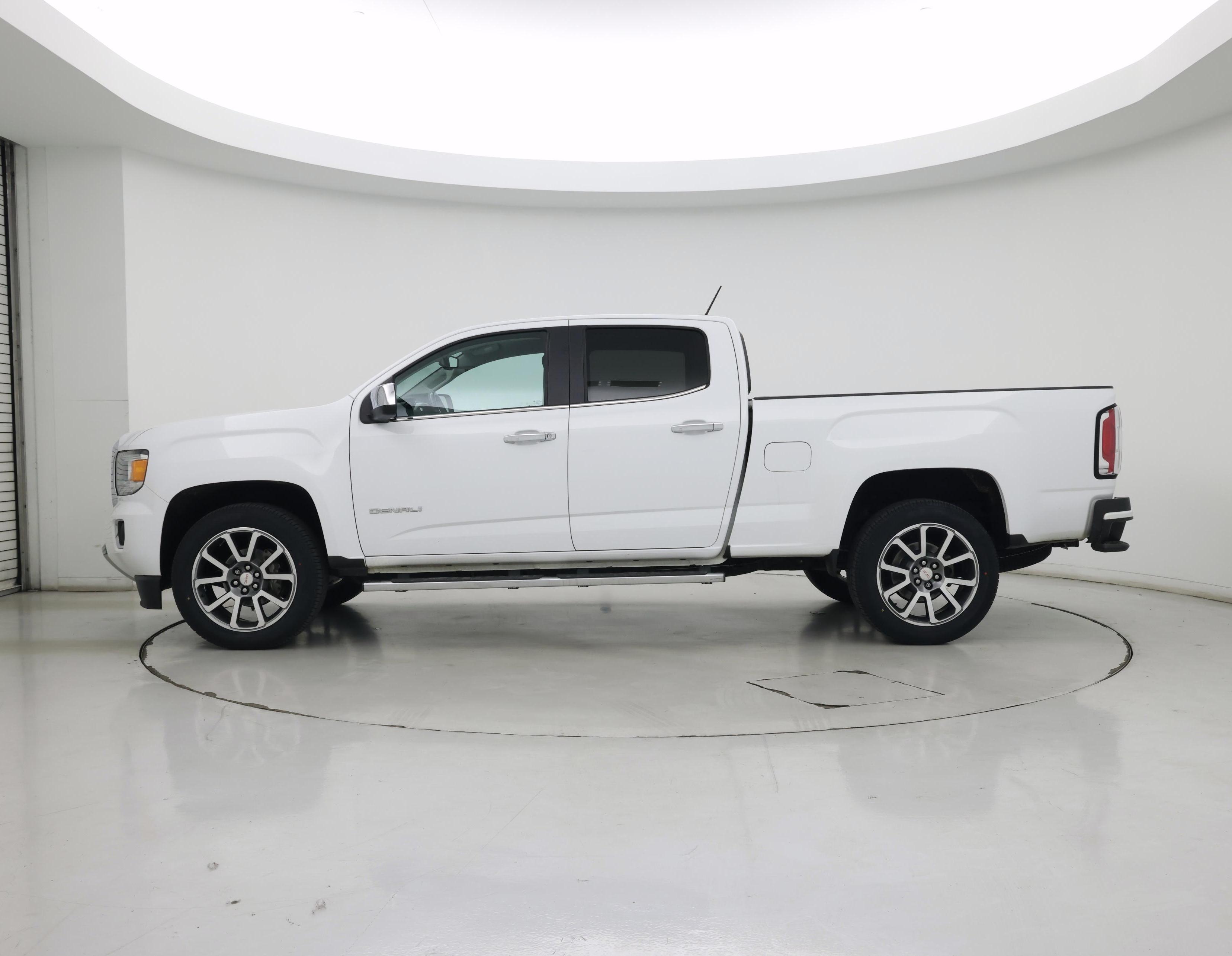 Thumbnail: 2017 GMC Canyon - 3