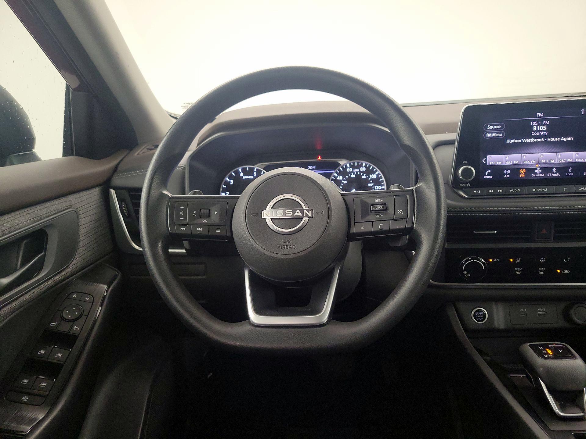 Thumbnail: 2023 Nissan Rogue - 10